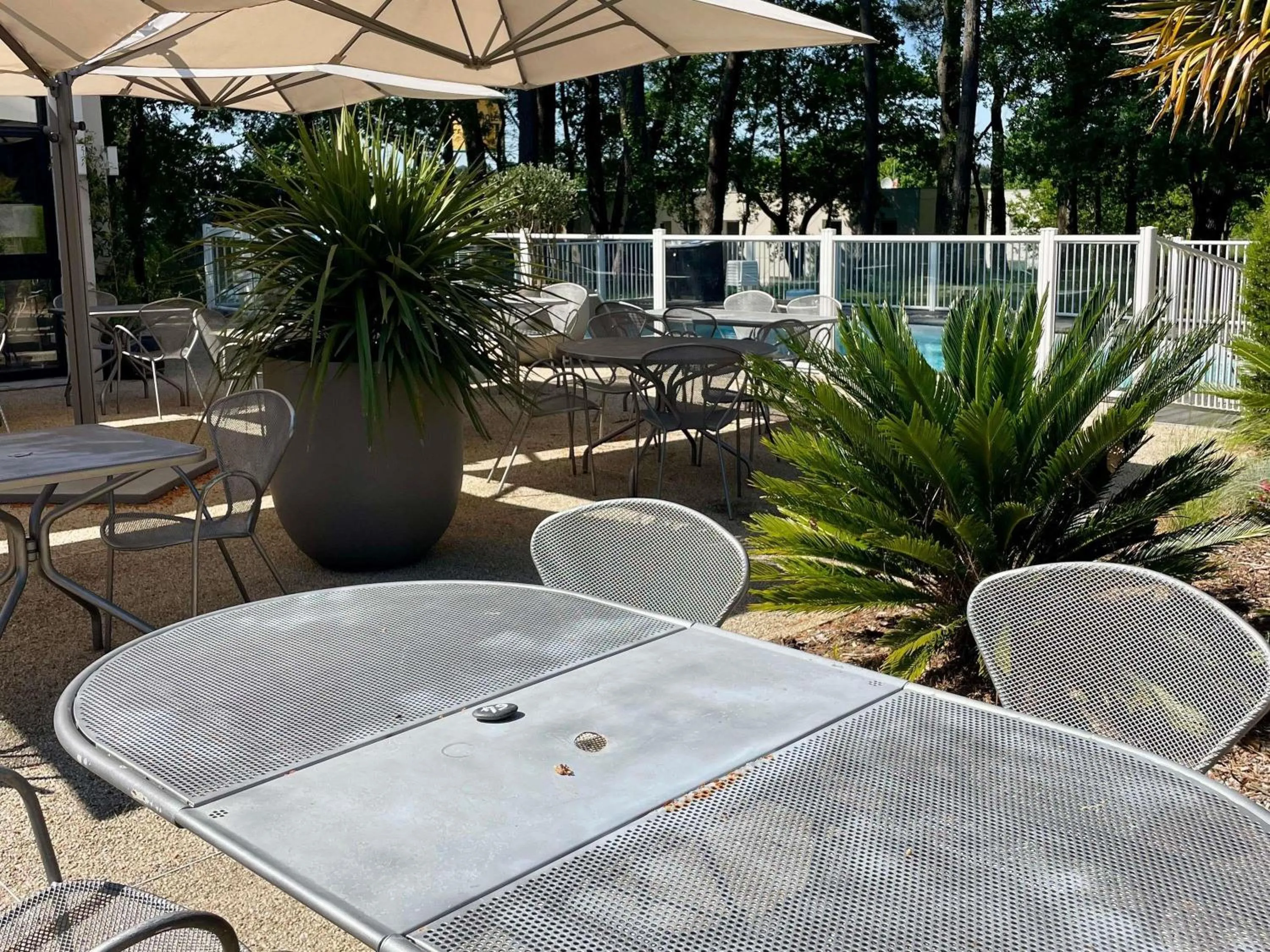 Lounge or bar in ibis Styles Lorient Caudan