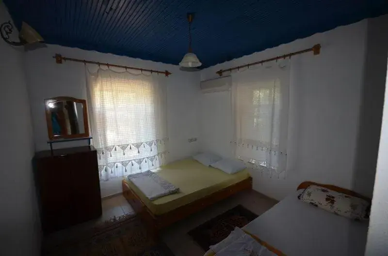 Standard Triple Room in Likya Pansiyon Standard Triple Room in Likya Pansiyon