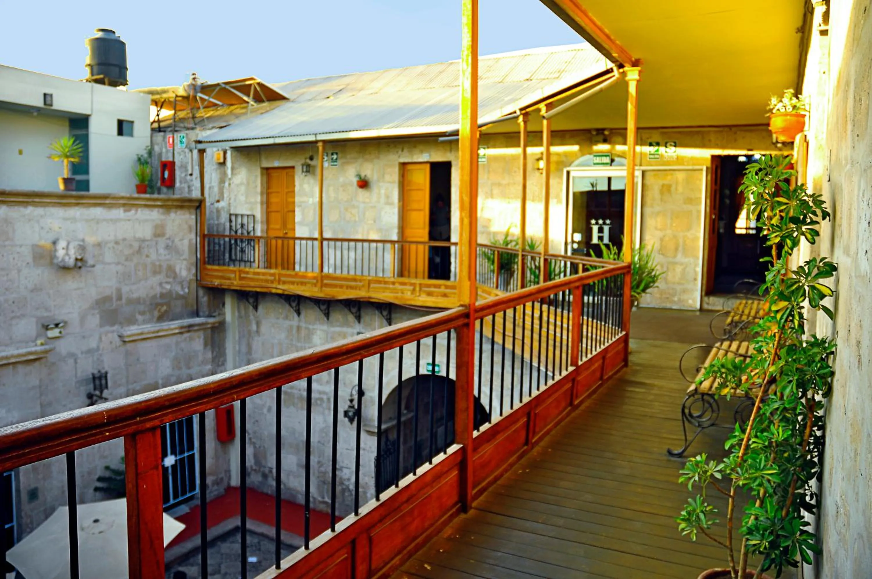 Area and facilities in Hoteles Riviera Colonial