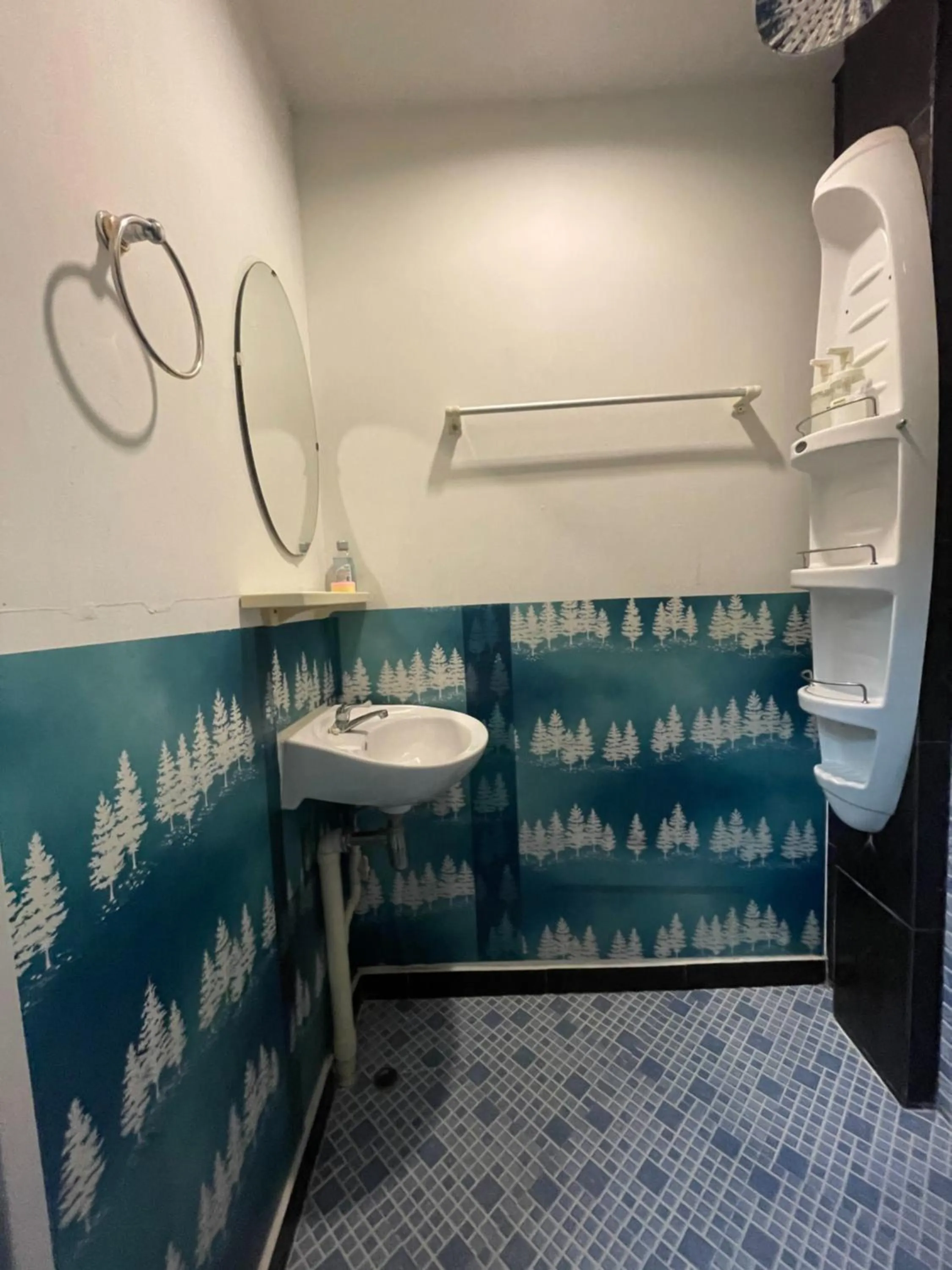 Bathroom in Acozyposhtel