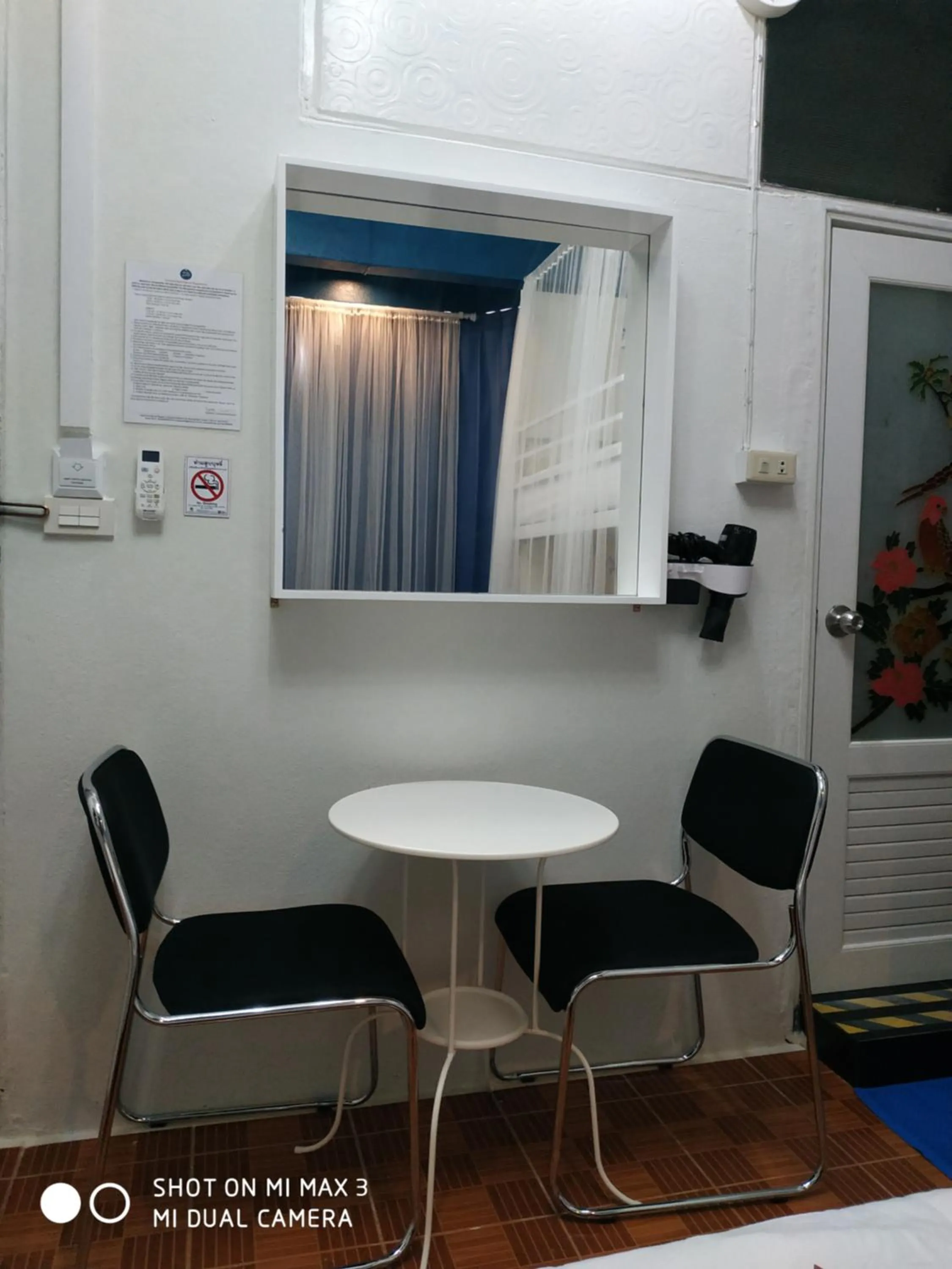 Seating area in Acozyposhtel