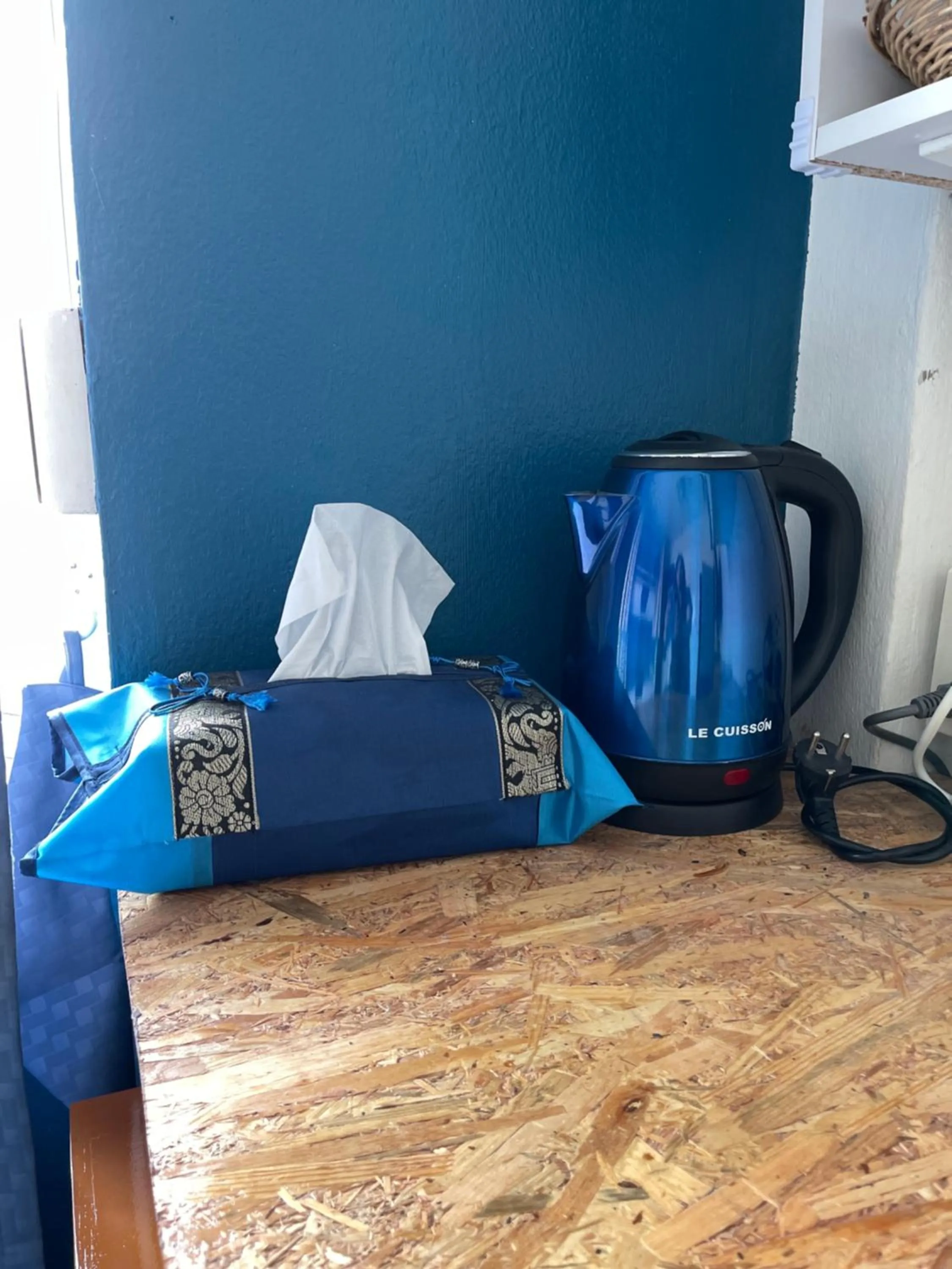 Coffee/tea facilities in Acozyposhtel