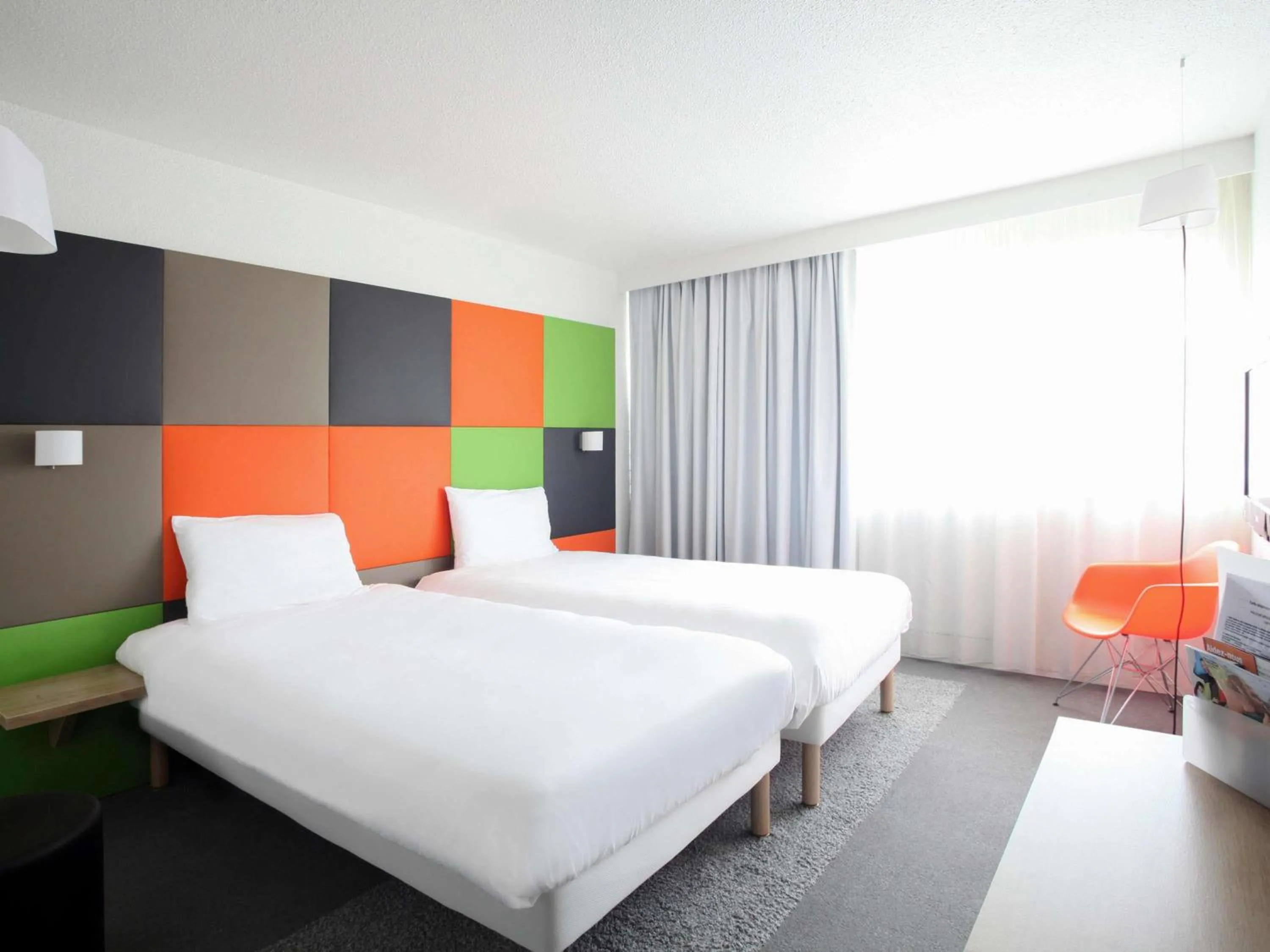 Bedroom, Bed in ibis Styles Nancy Sud
