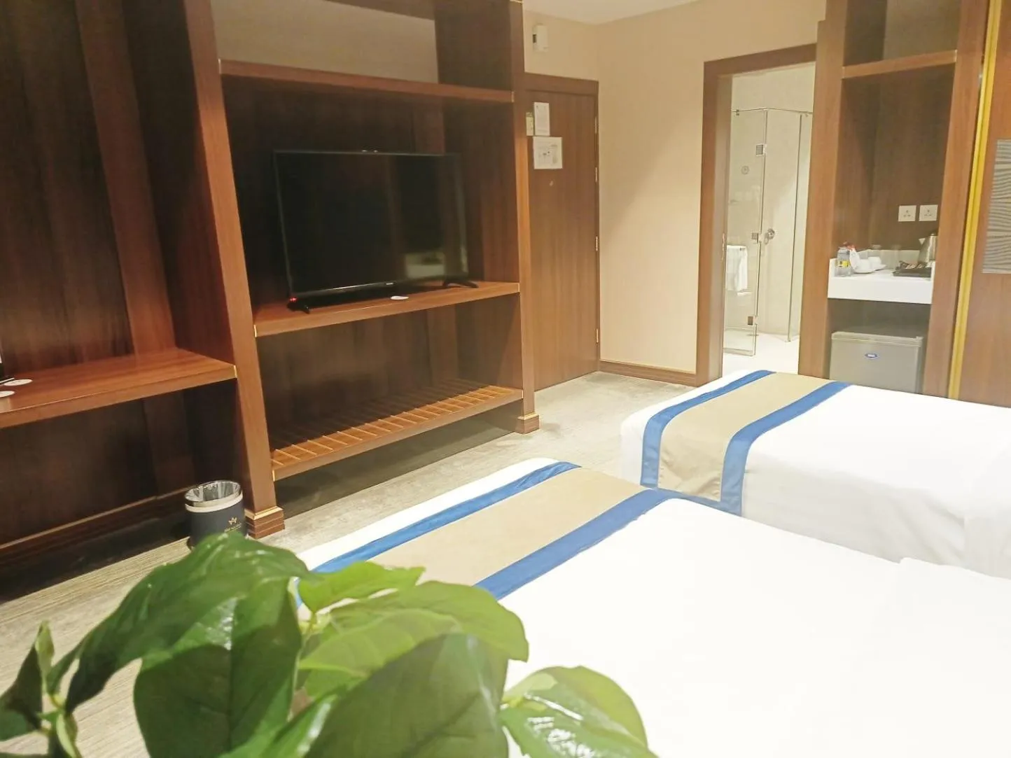 Bed in Al Malqa Elite Hotel