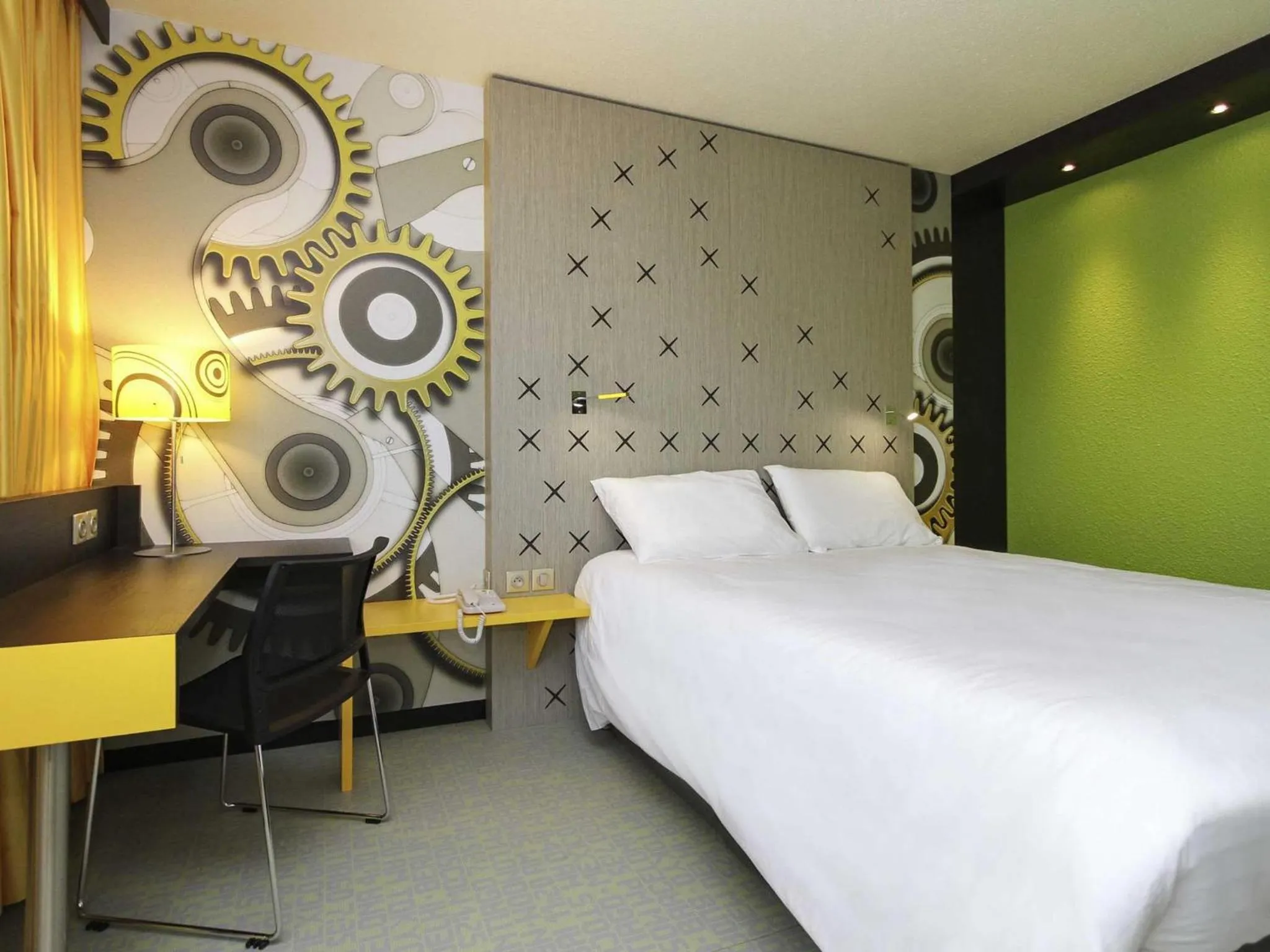 Bedroom, Bed in ibis Styles Besançon