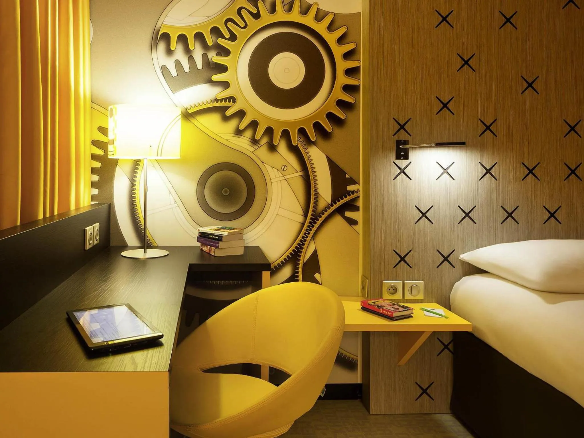 Bedroom, Bed in ibis Styles Besançon