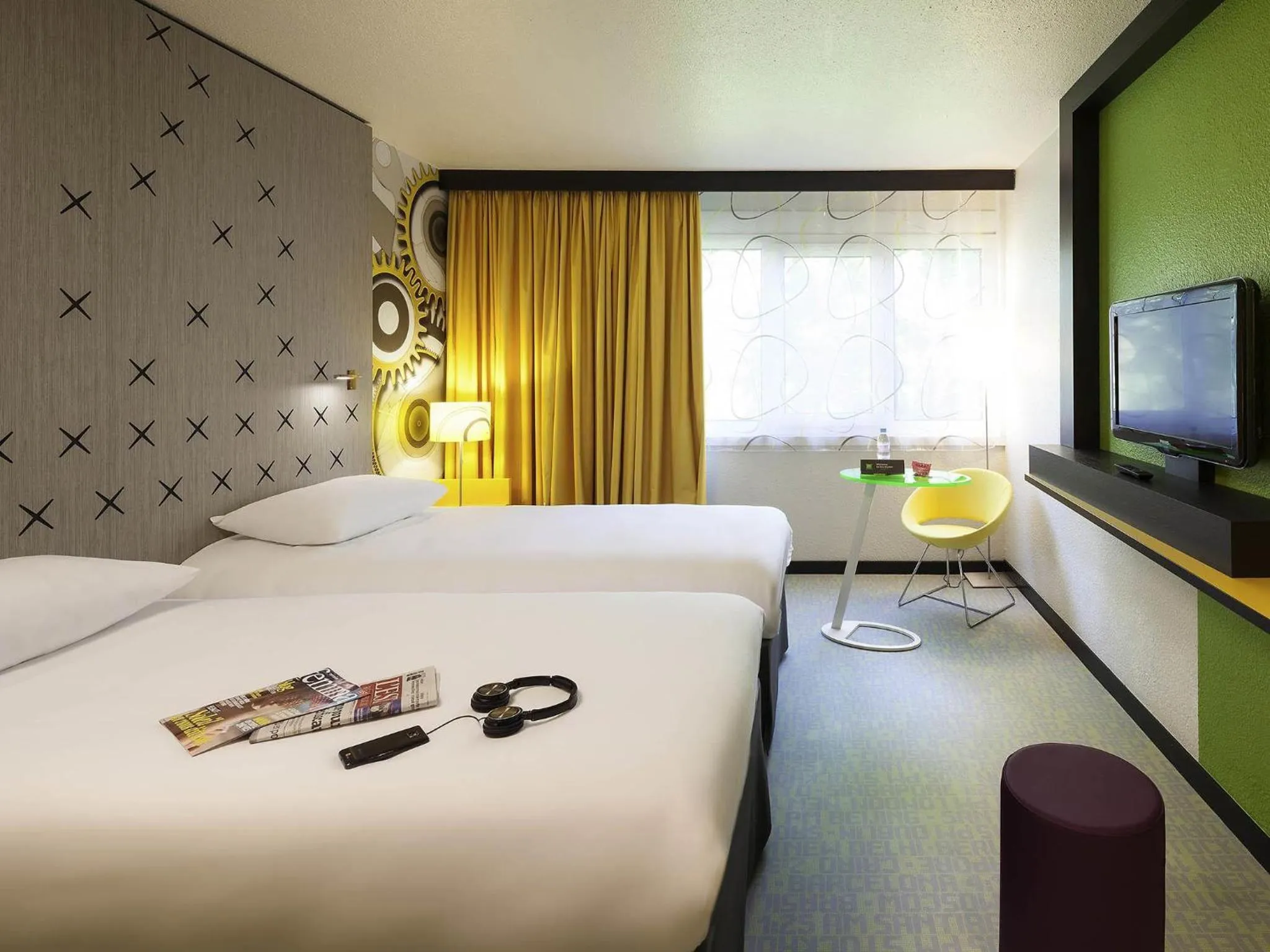 Bedroom, Bed in ibis Styles Besançon