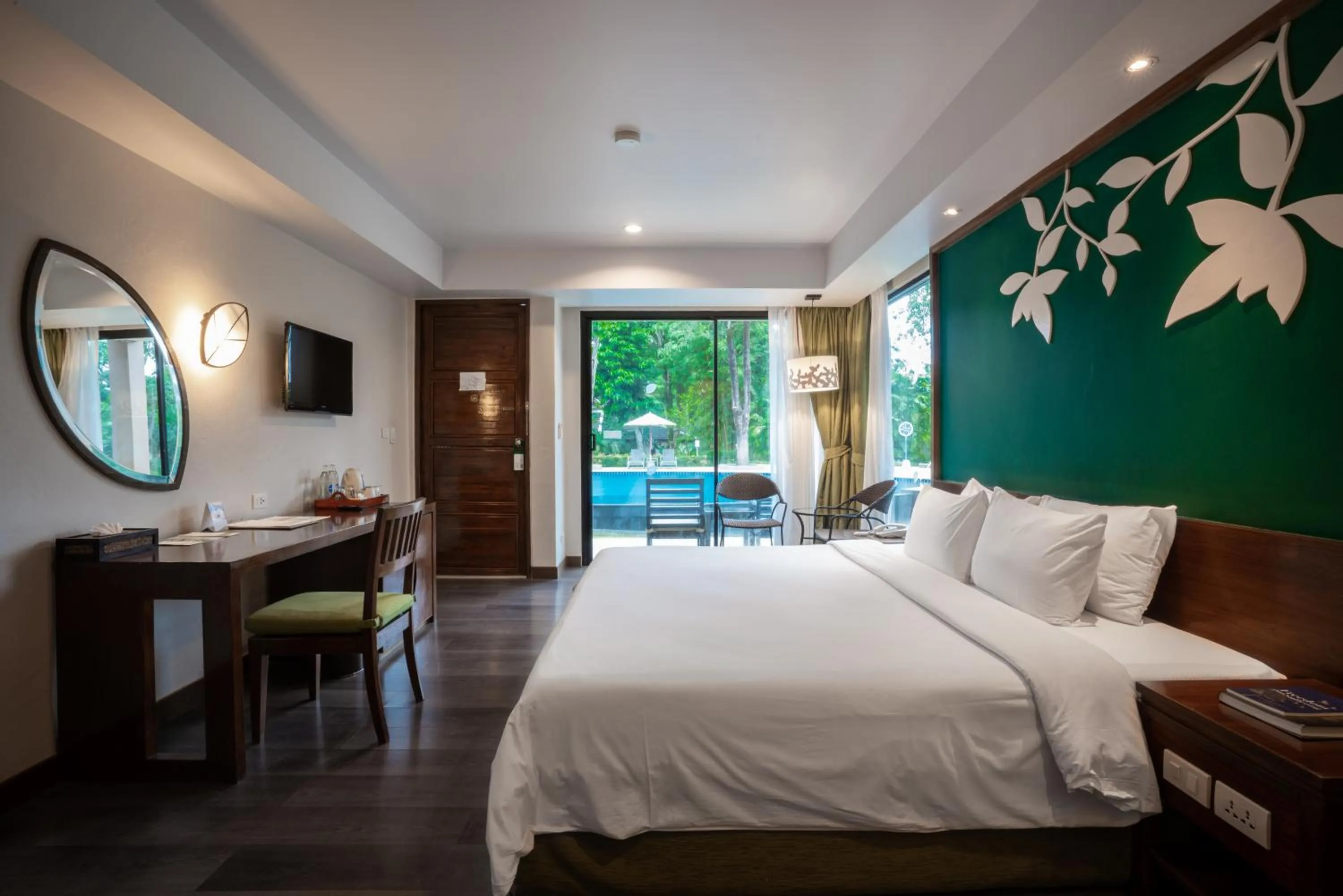 Bedroom, Bed in The Leaf on The Sands by Katathani - SHA Extra Plus