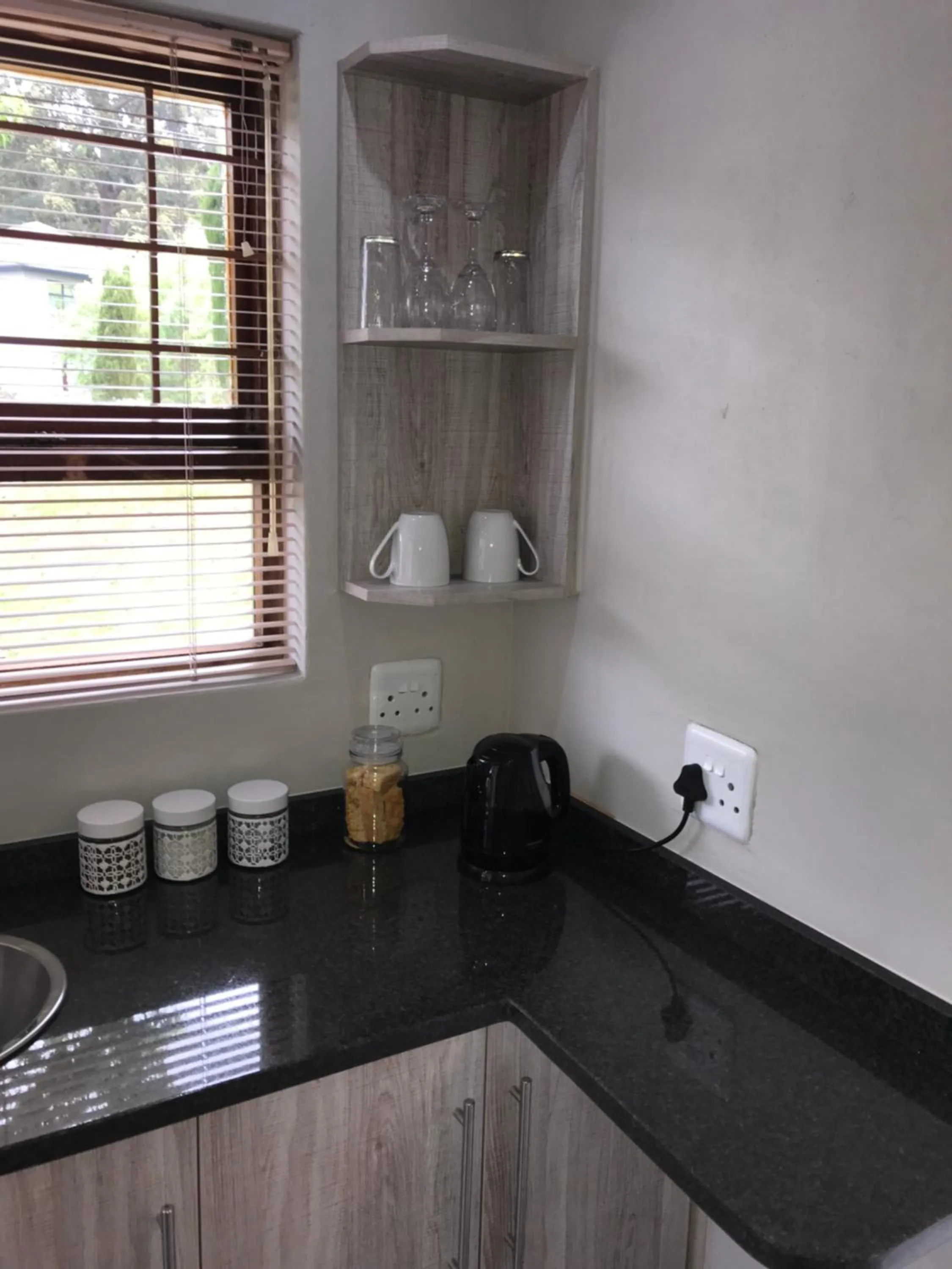 Cul de Sac - Accommodation