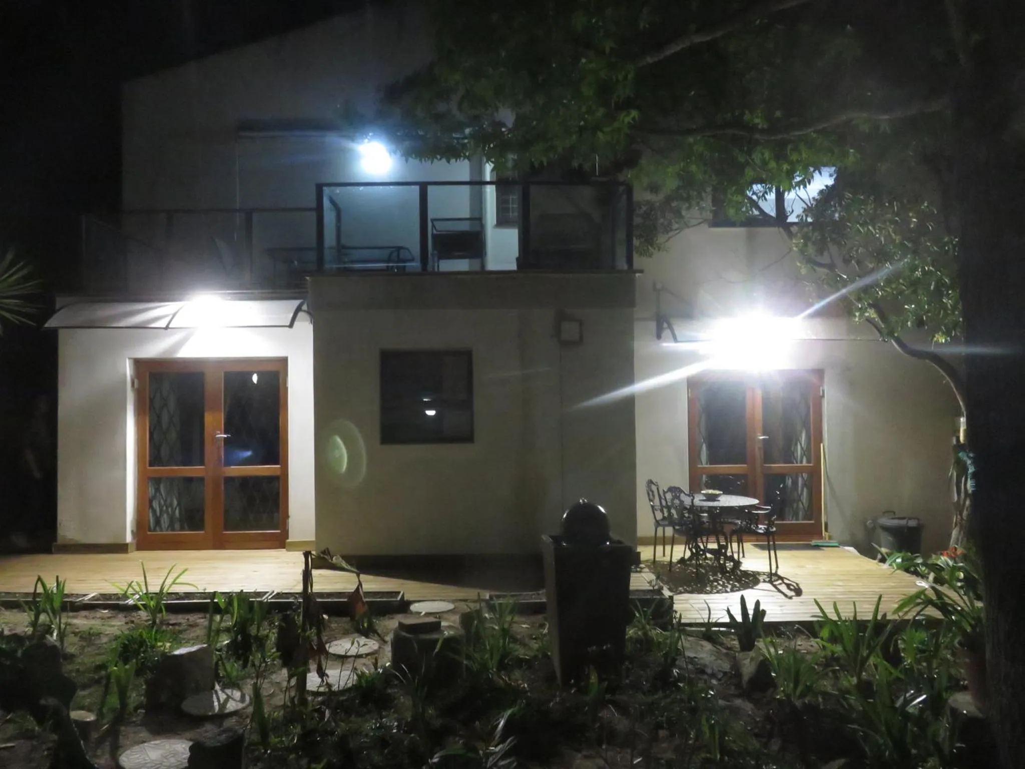 Cul de Sac - Accommodation