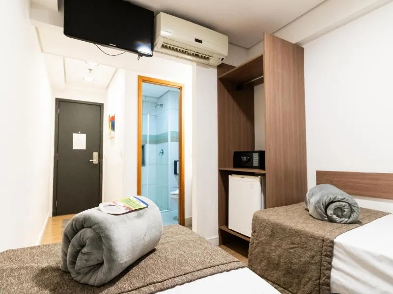 Bed in Hotel Mega Polo