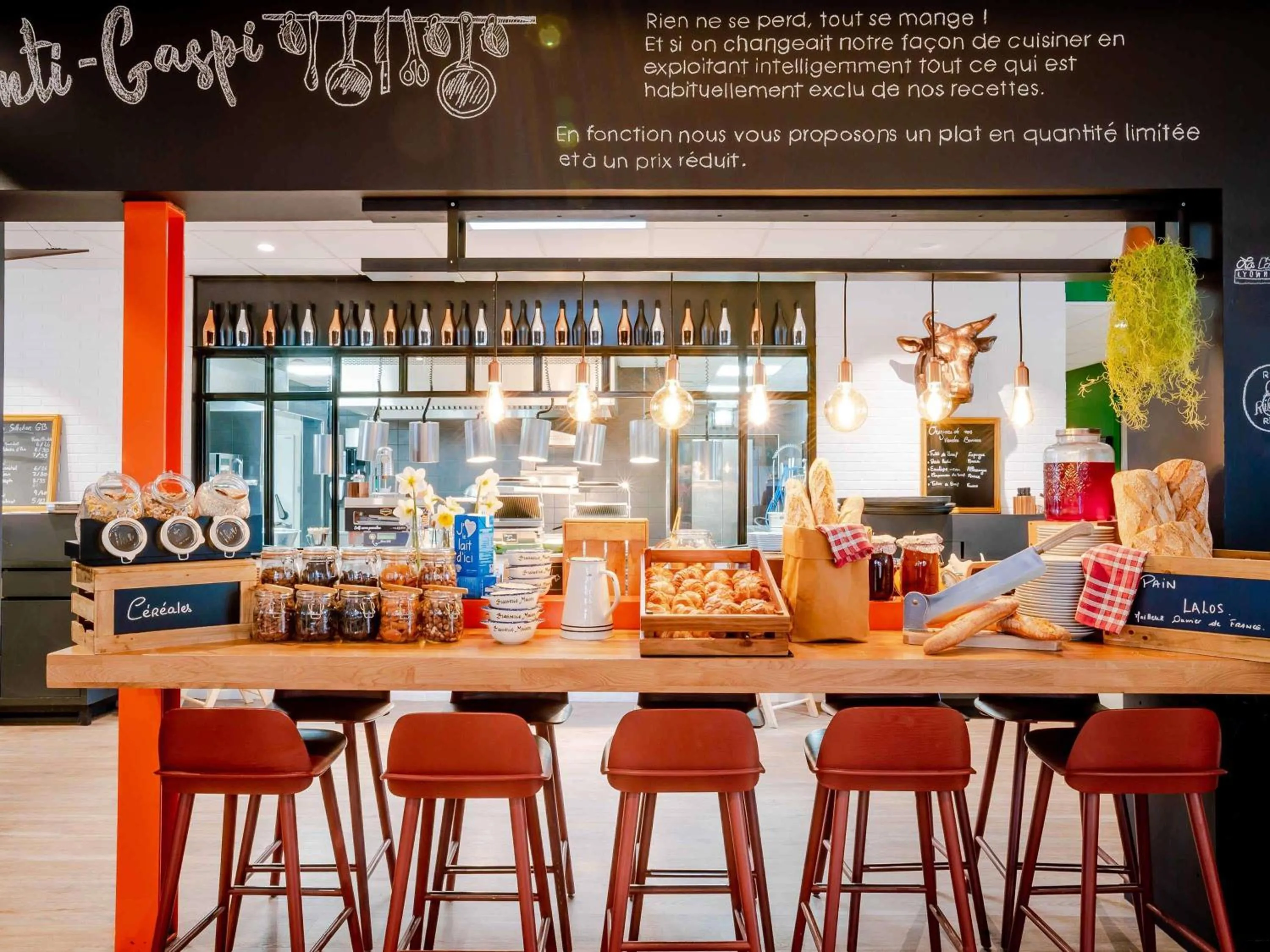 Breakfast in Novotel Lyon Bron Meeting & Events