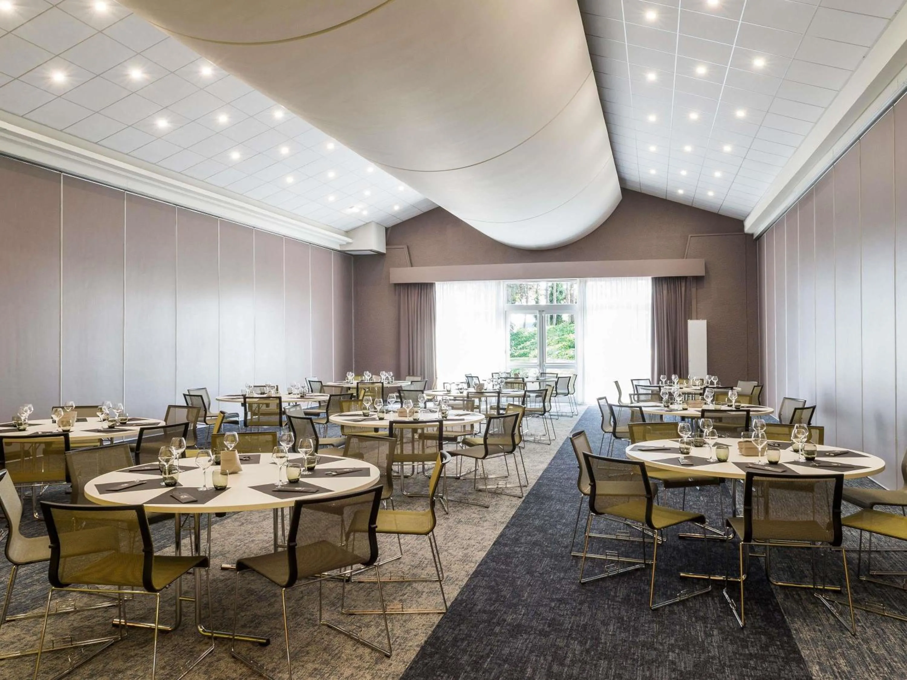 Meeting/conference room in Novotel Lyon Bron Meeting & Events