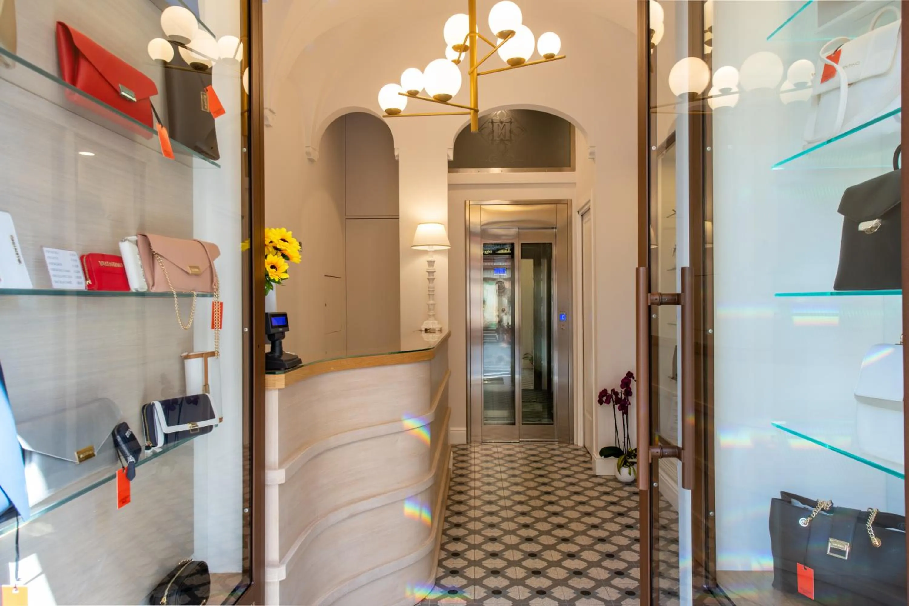 Property building in Maison Marie