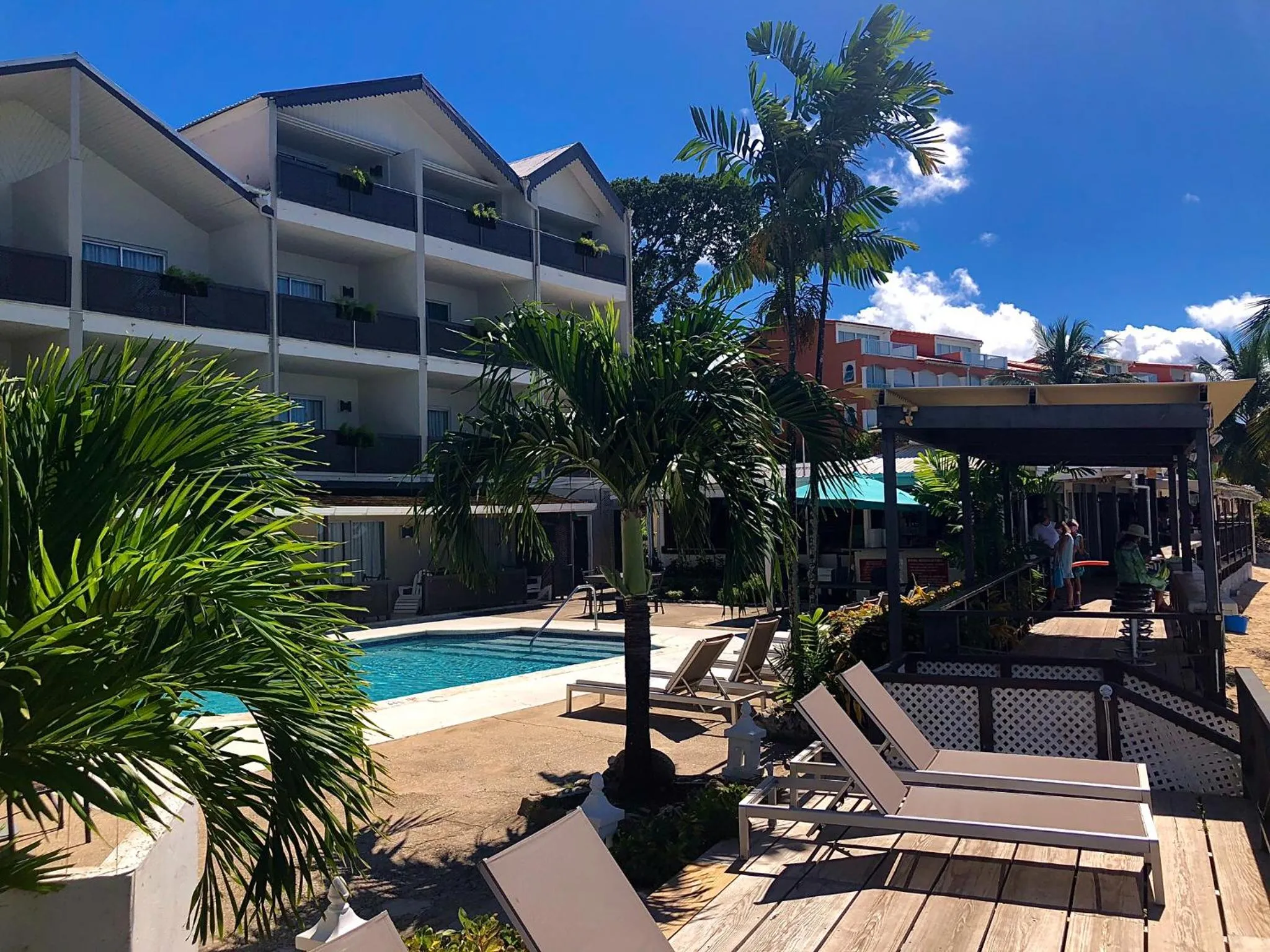 Property building in Tropical Sunset Beach Apartment Hotel