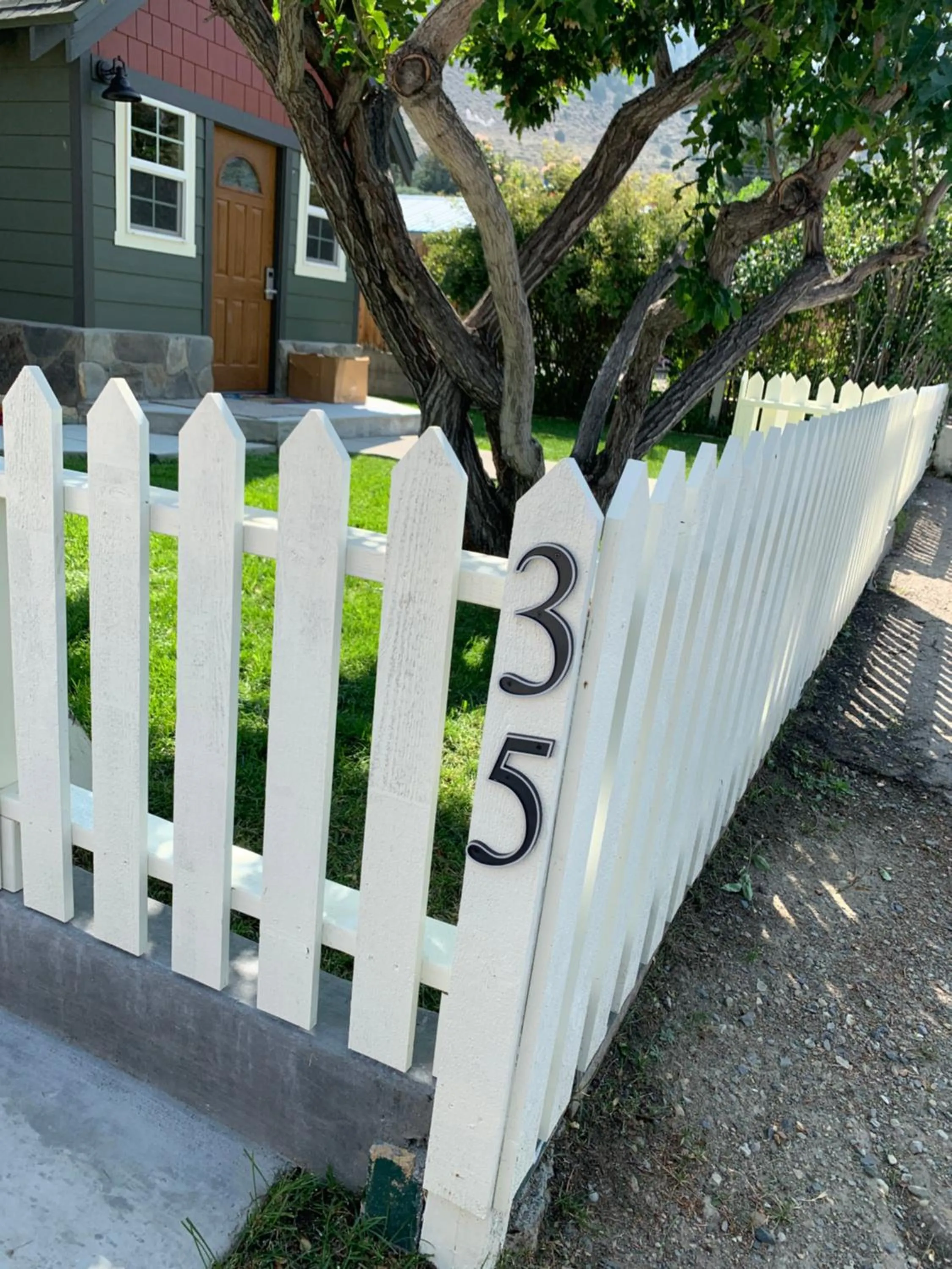 Property building in Lake View Lodge