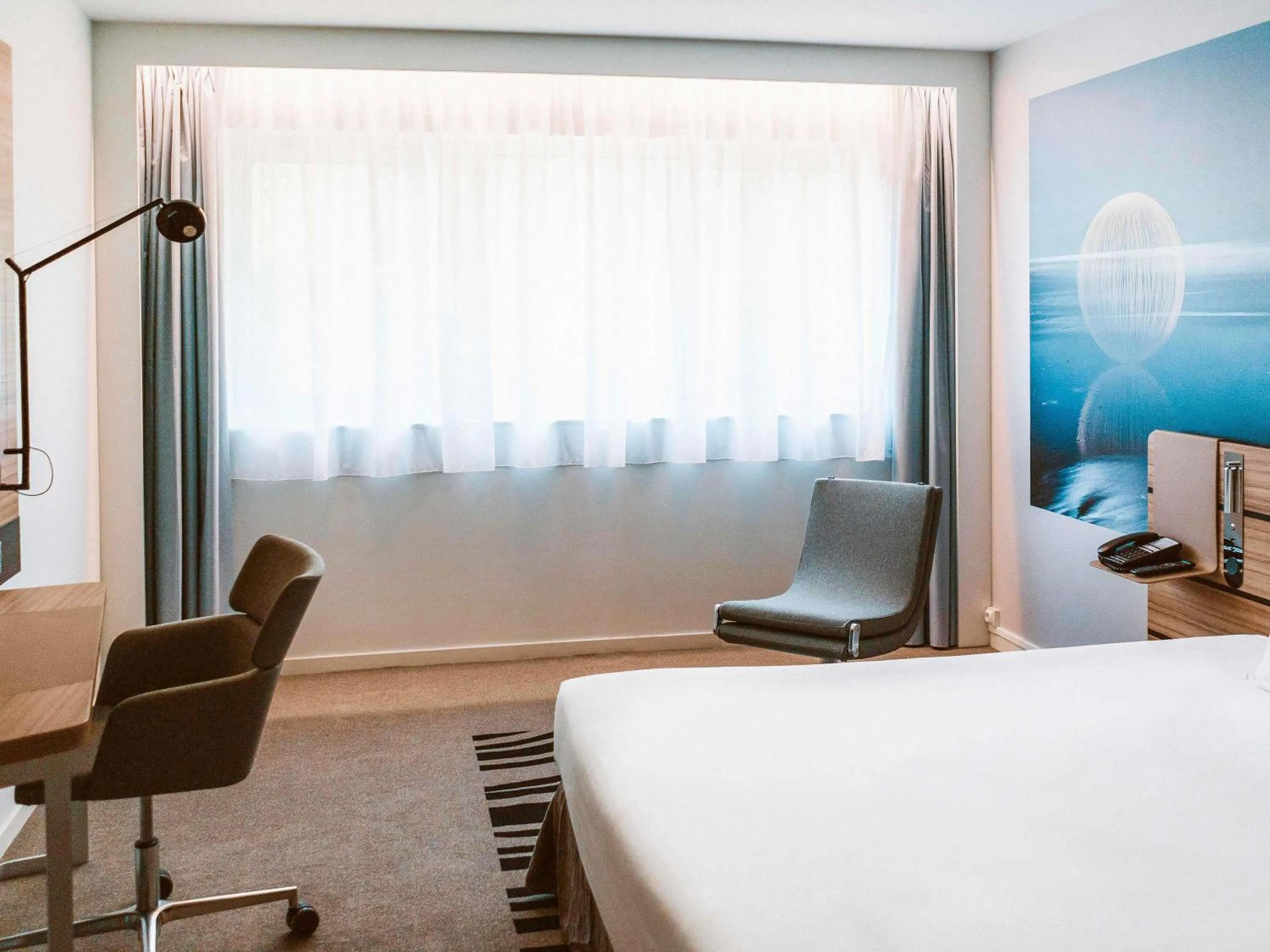 Bedroom, Bed in Novotel Resort & Spa Biarritz Anglet