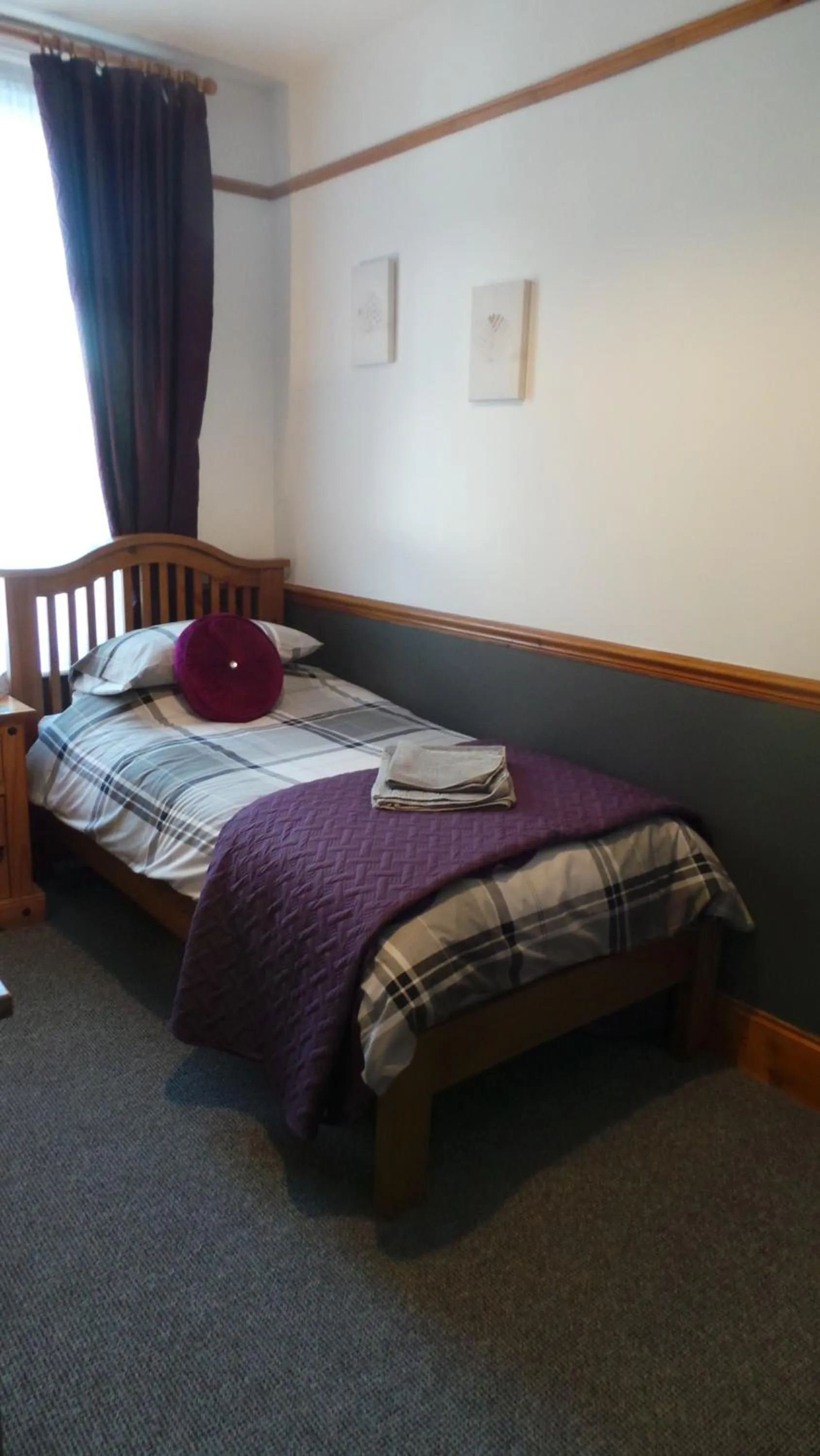 Bedroom, Bed in The Oakcliffe