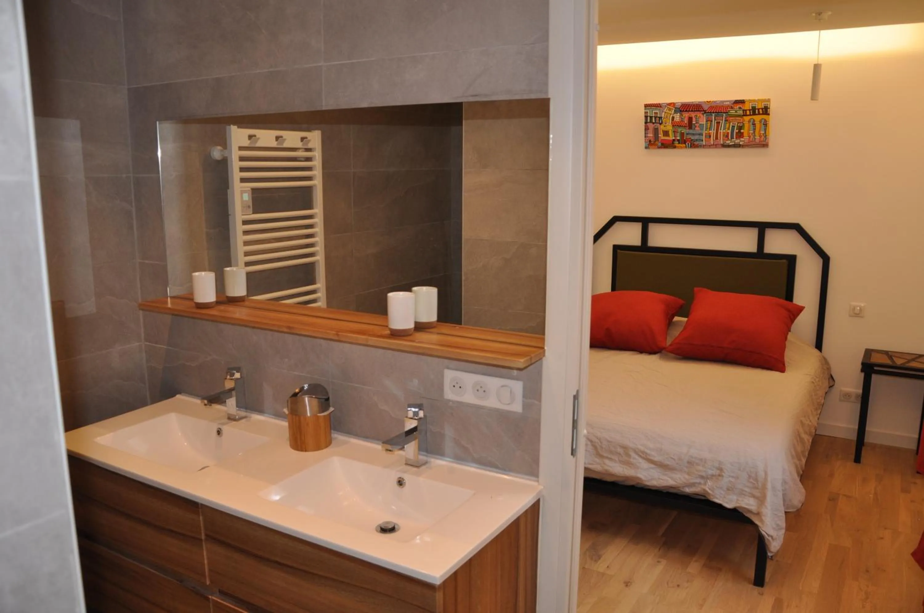 Bedroom, Bed in Chambres d'hôtes sous l'olivier