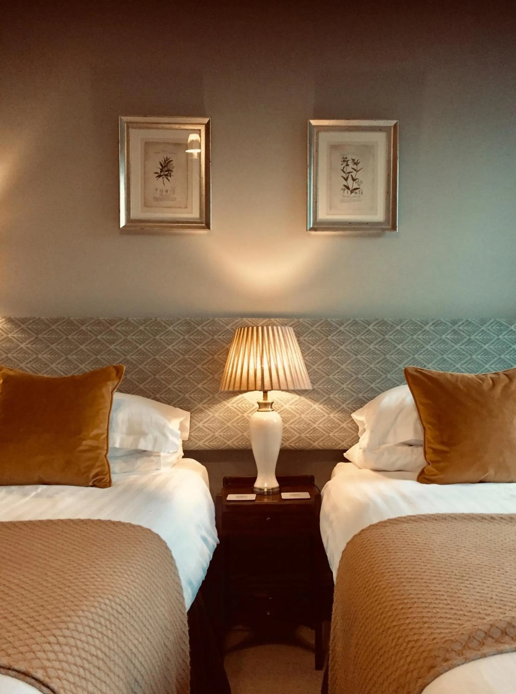 Bedroom, Bed in The Bridge House