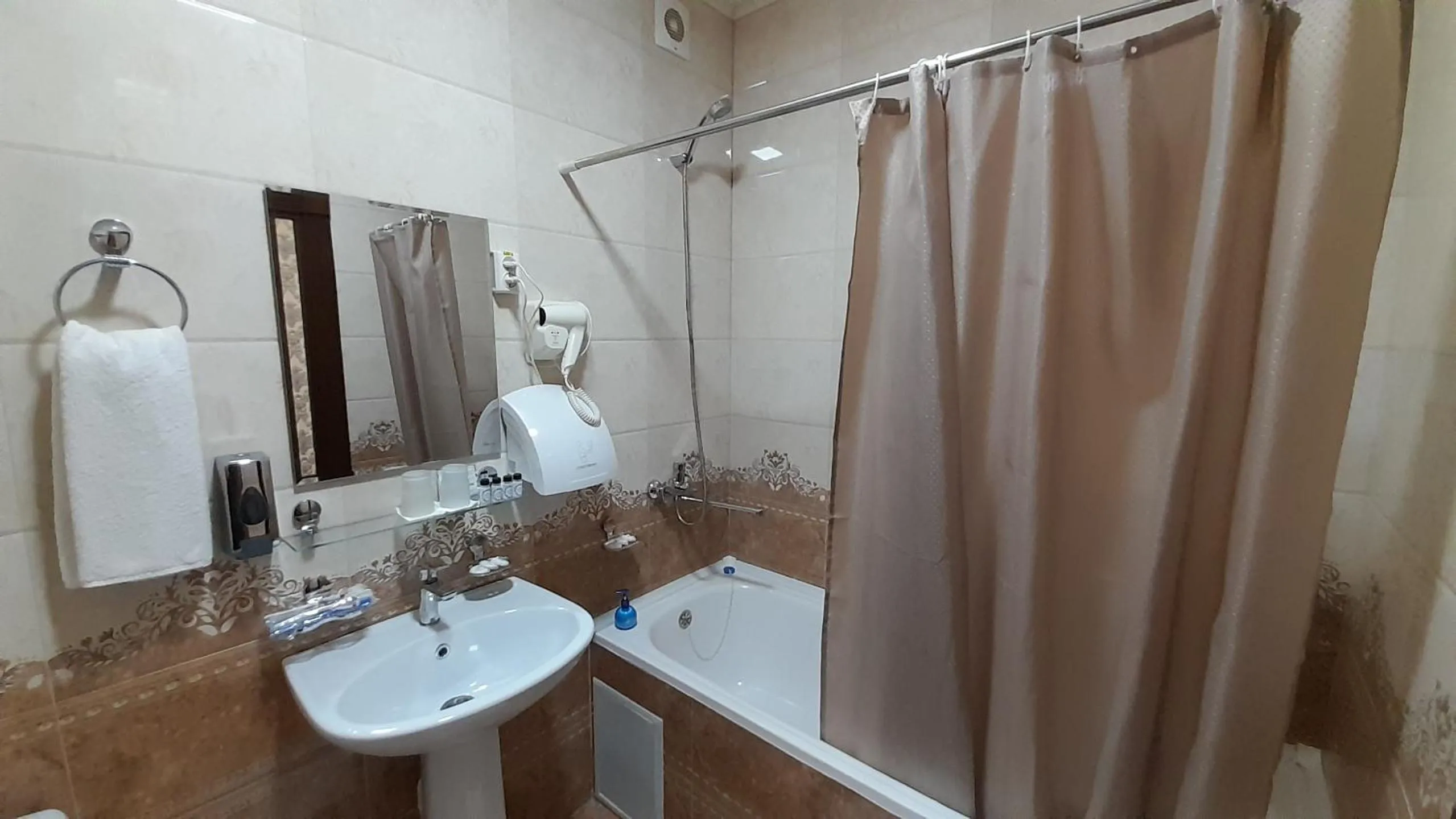 Shower in Villa Oasis