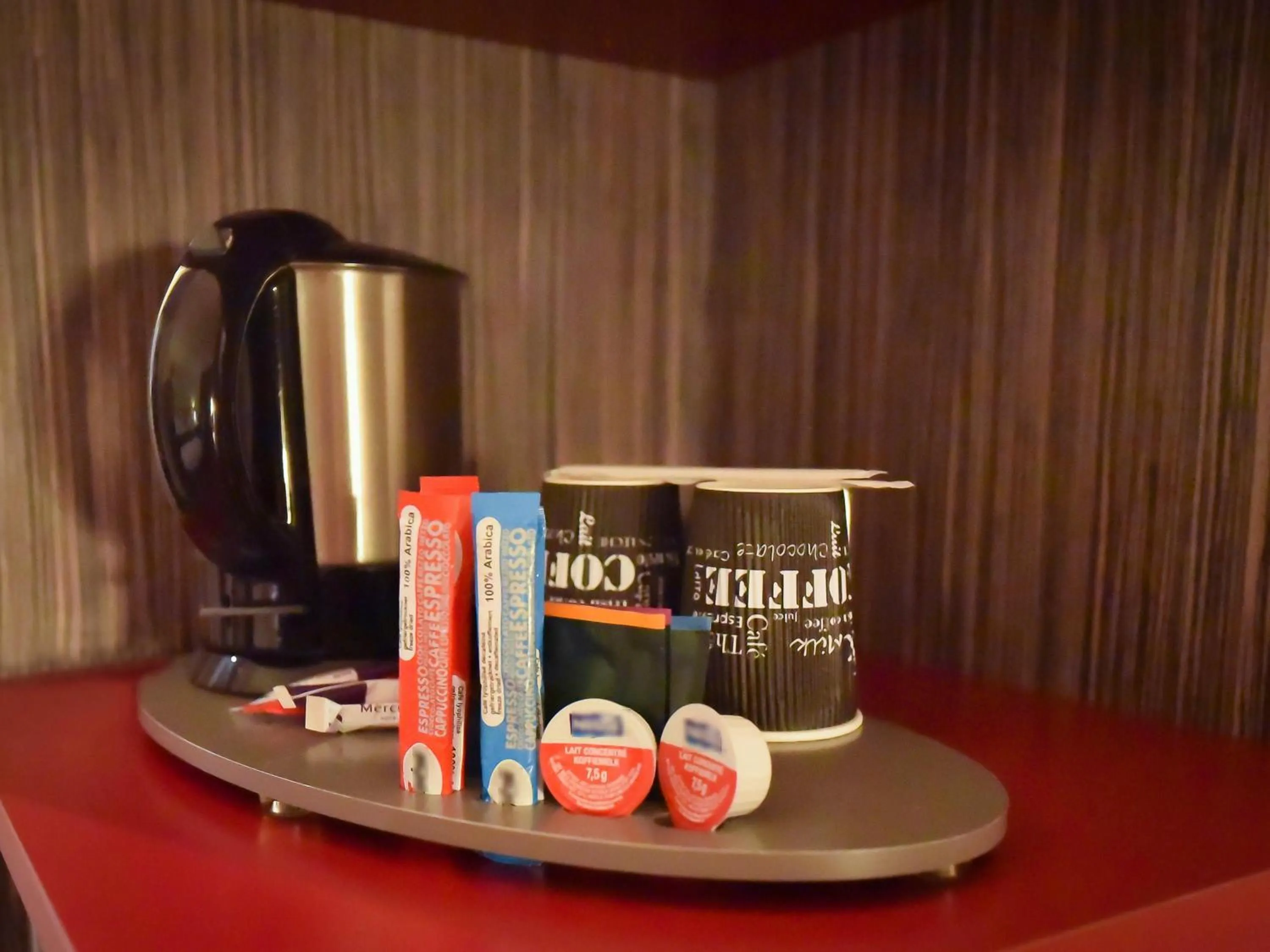 Bedroom in Hotel Mercure Blois Centre