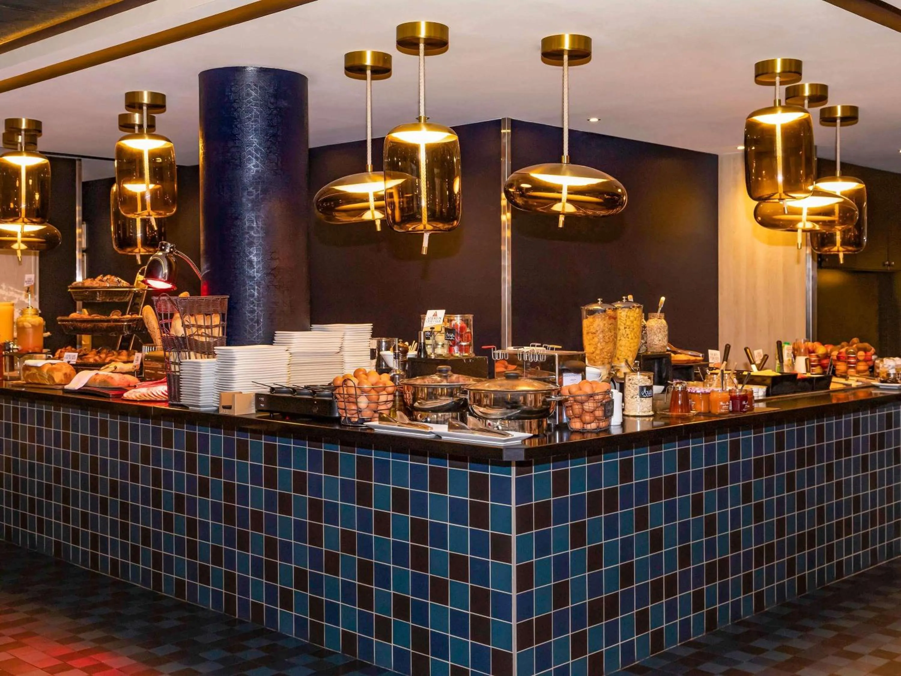 Property building in Hotel Mercure Blois Centre