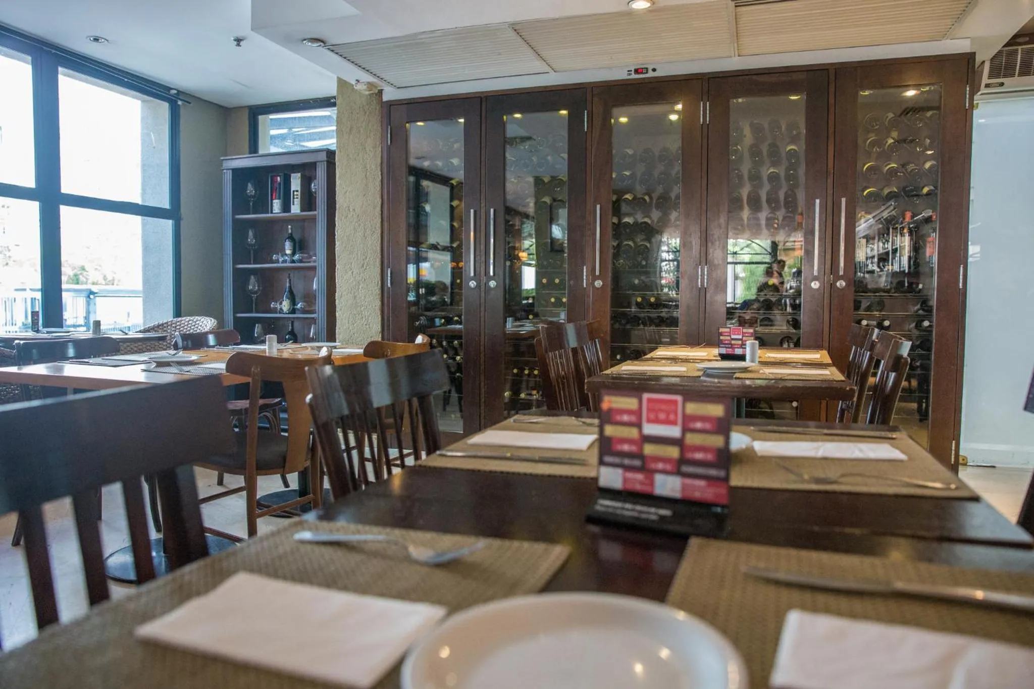 Restaurant/places to eat in lMPECAVEL Flat - Moema proximo Shopping Ibirapuera