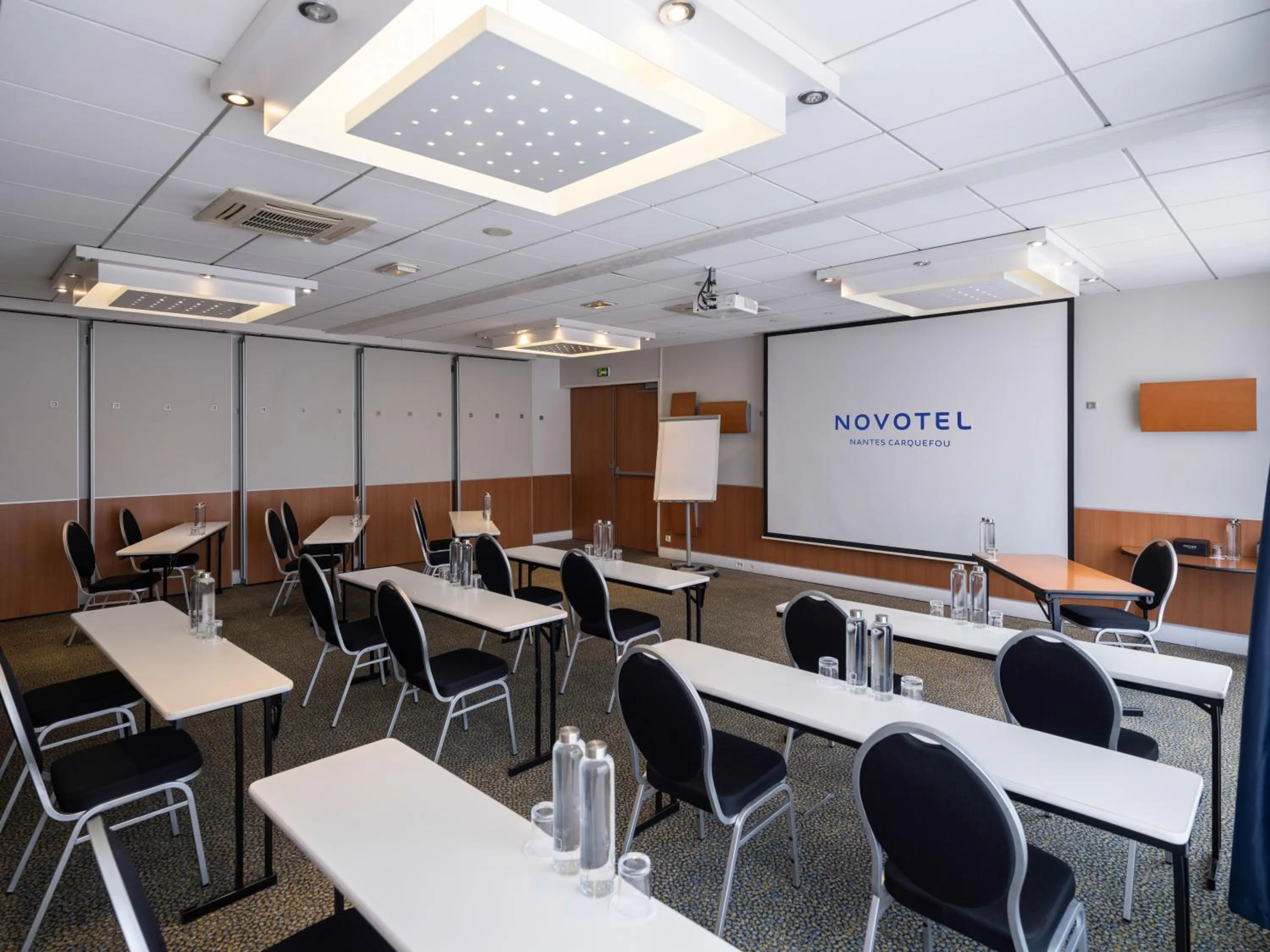 Meeting/conference room in Novotel Nantes Carquefou