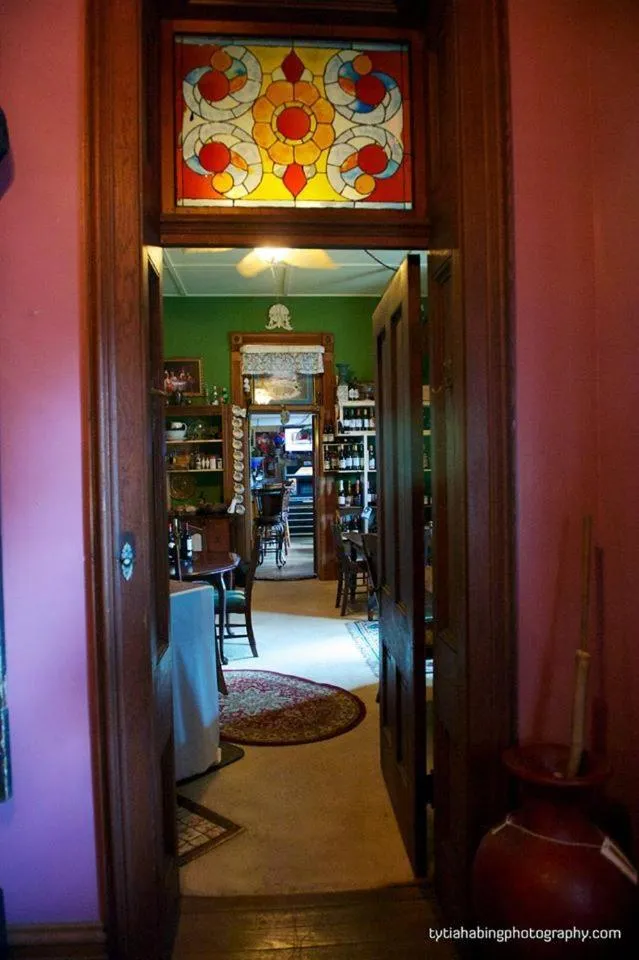 Riverview Mansion Hotel