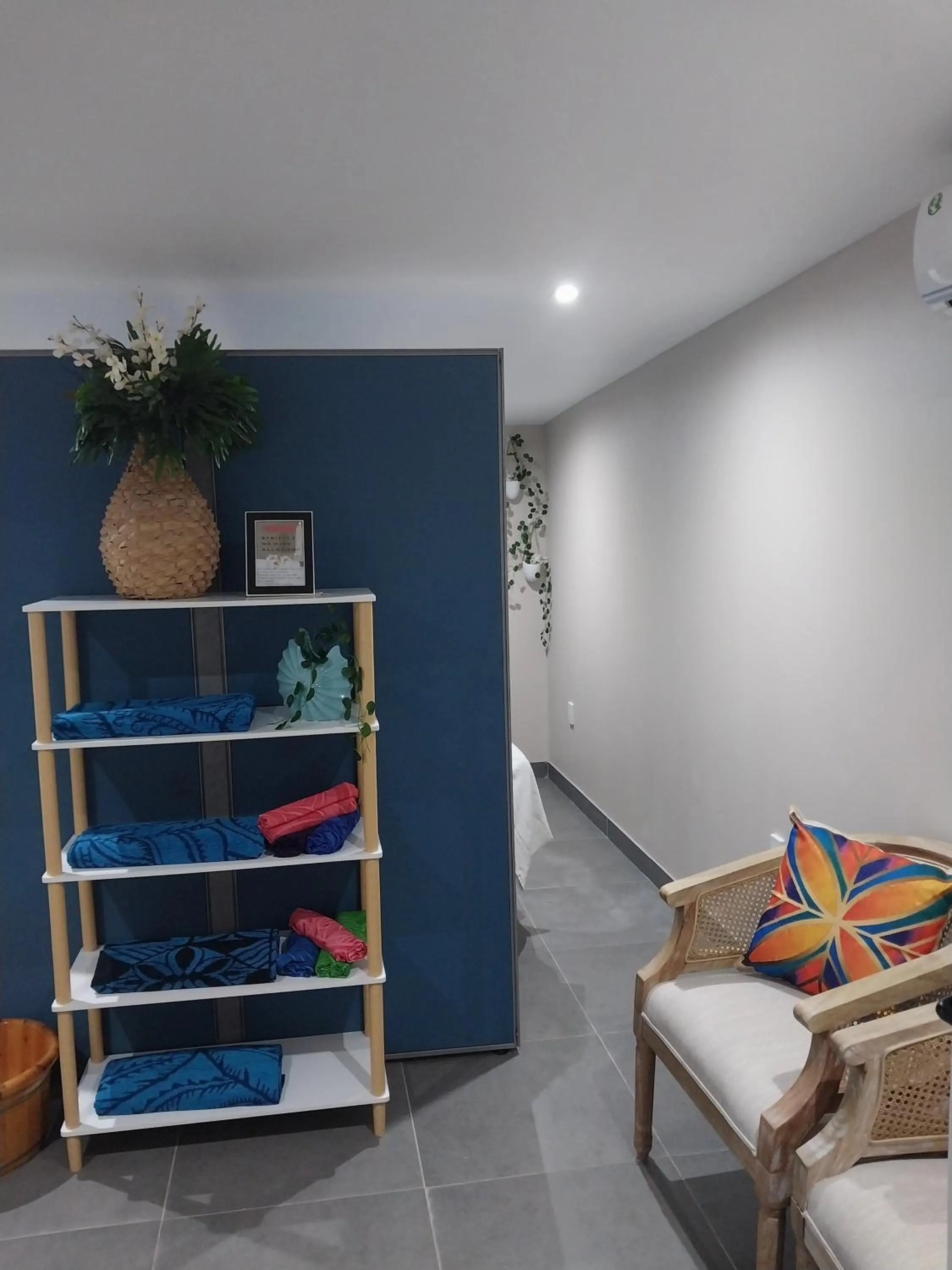 Massage in Le Uaina Beach Resort