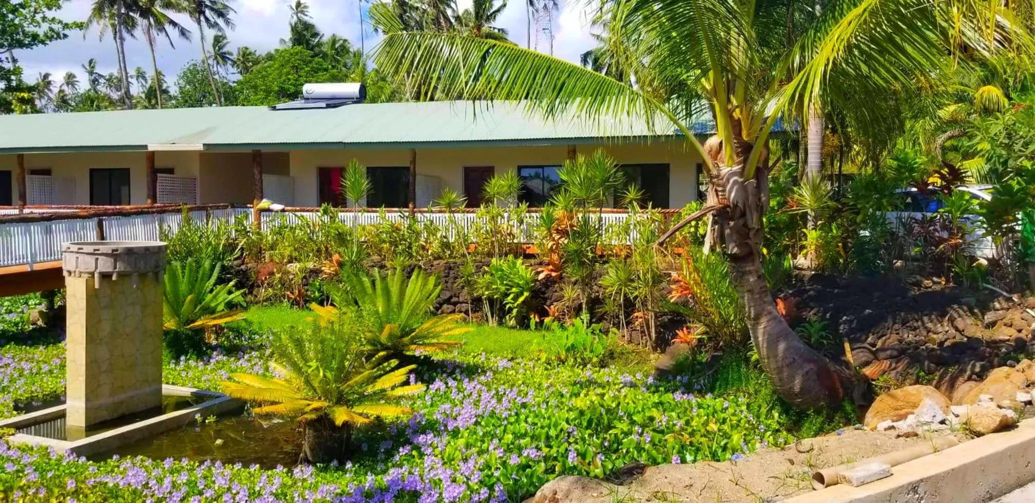 Property building in Le Uaina Beach Resort