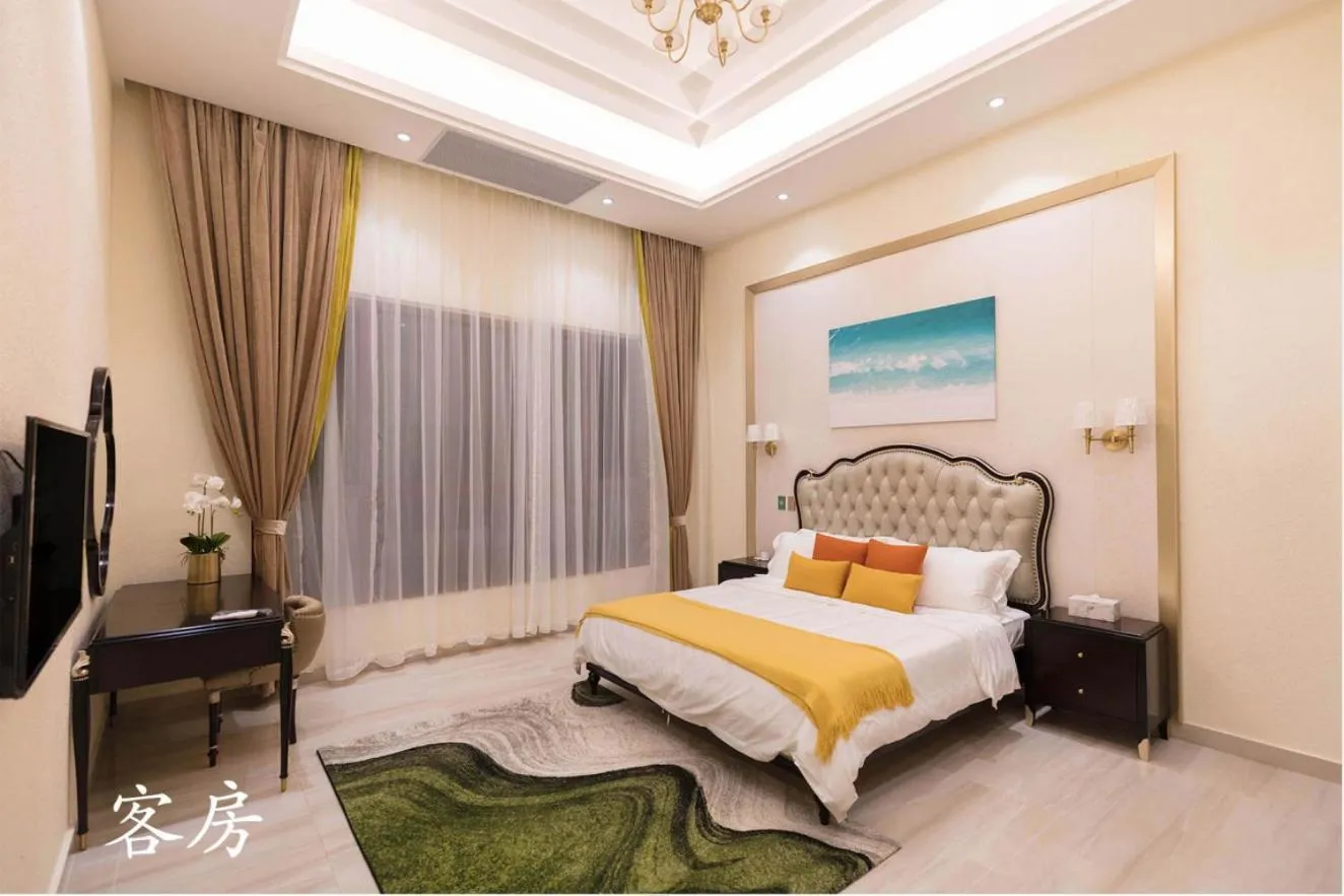 Bed in Hanamitsu Hotel & Spa