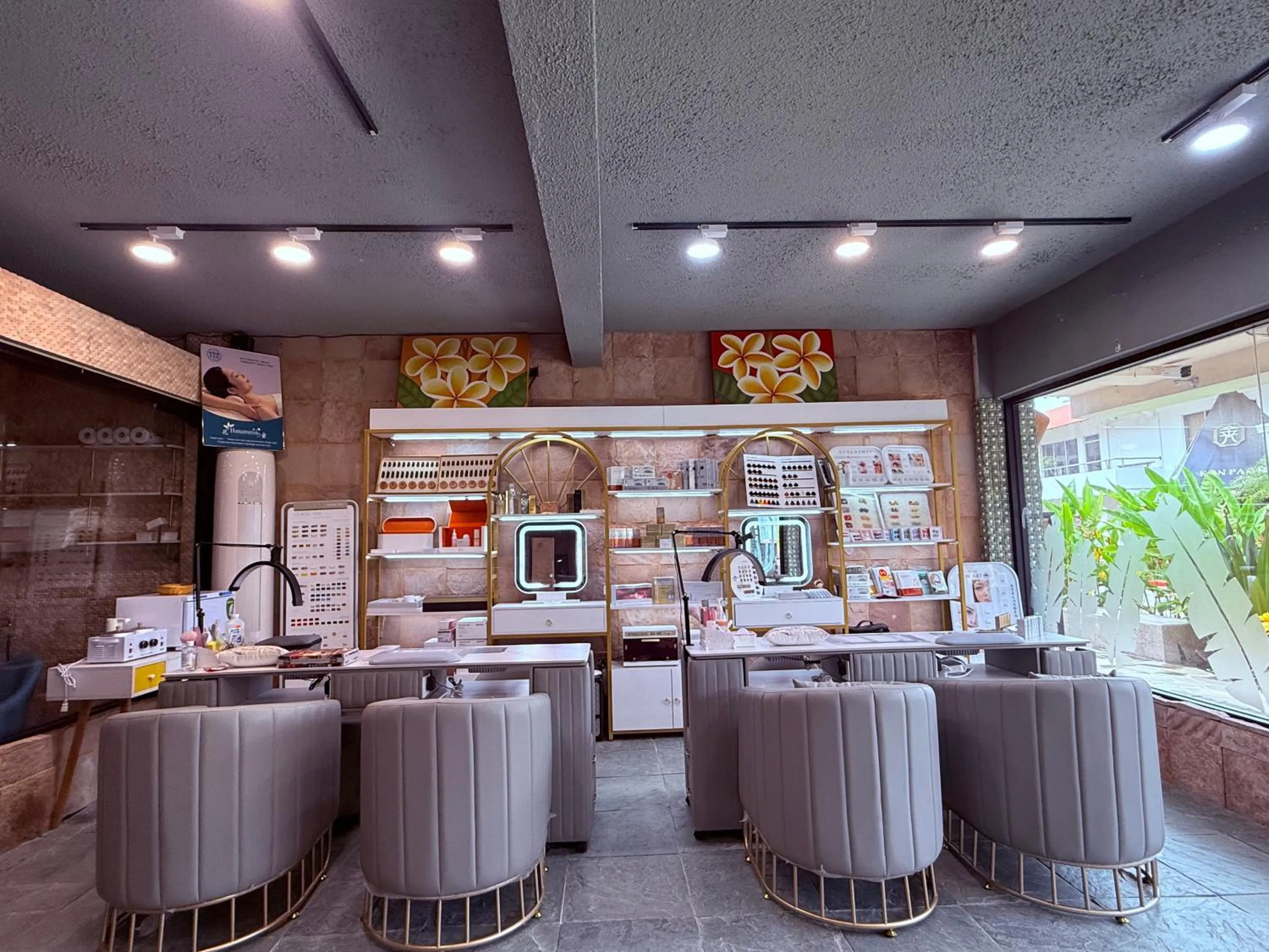 Hanamitsu Hotel & Spa