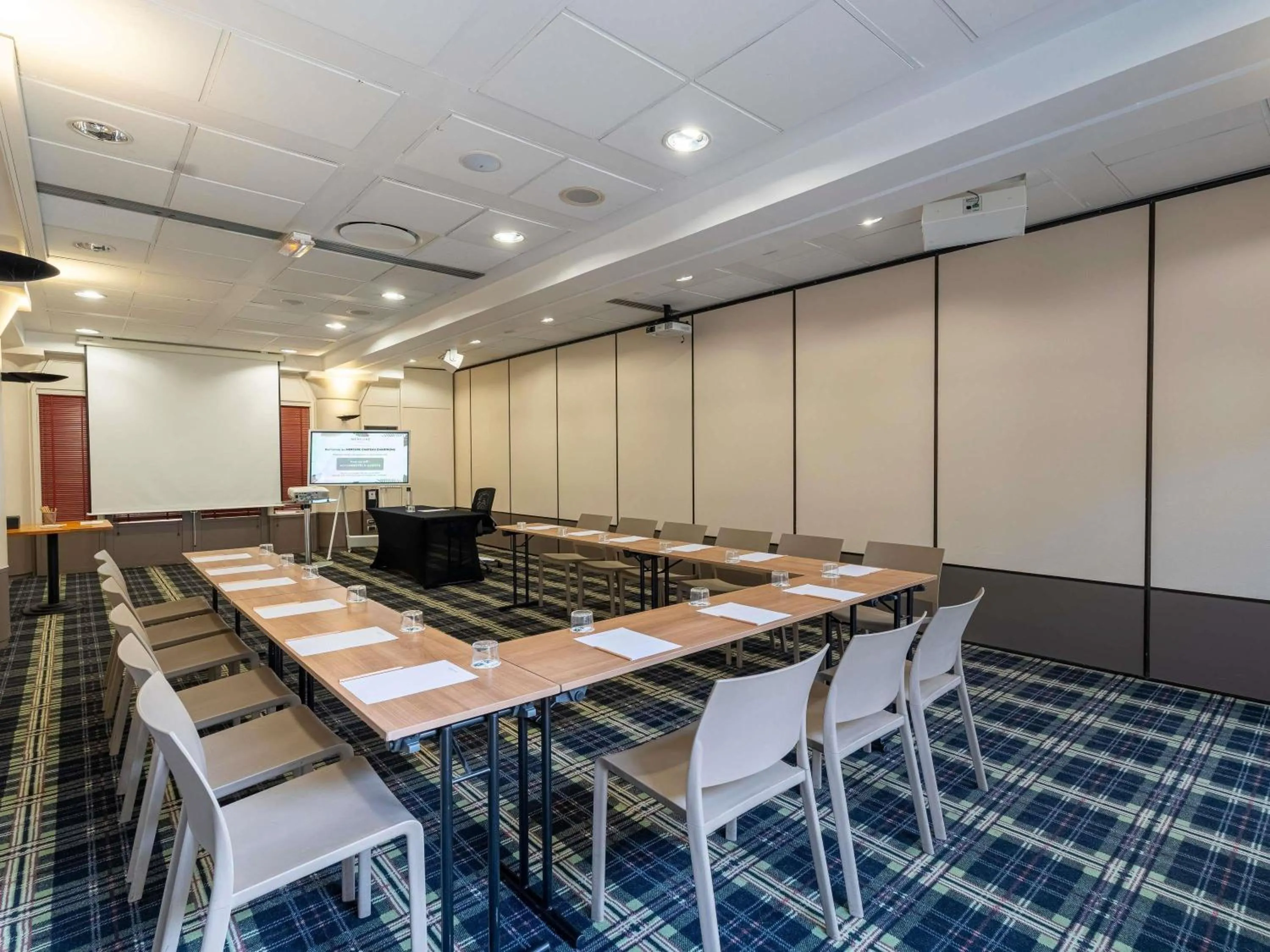 Meeting/conference room in Mercure Bordeaux Chateau Chartrons