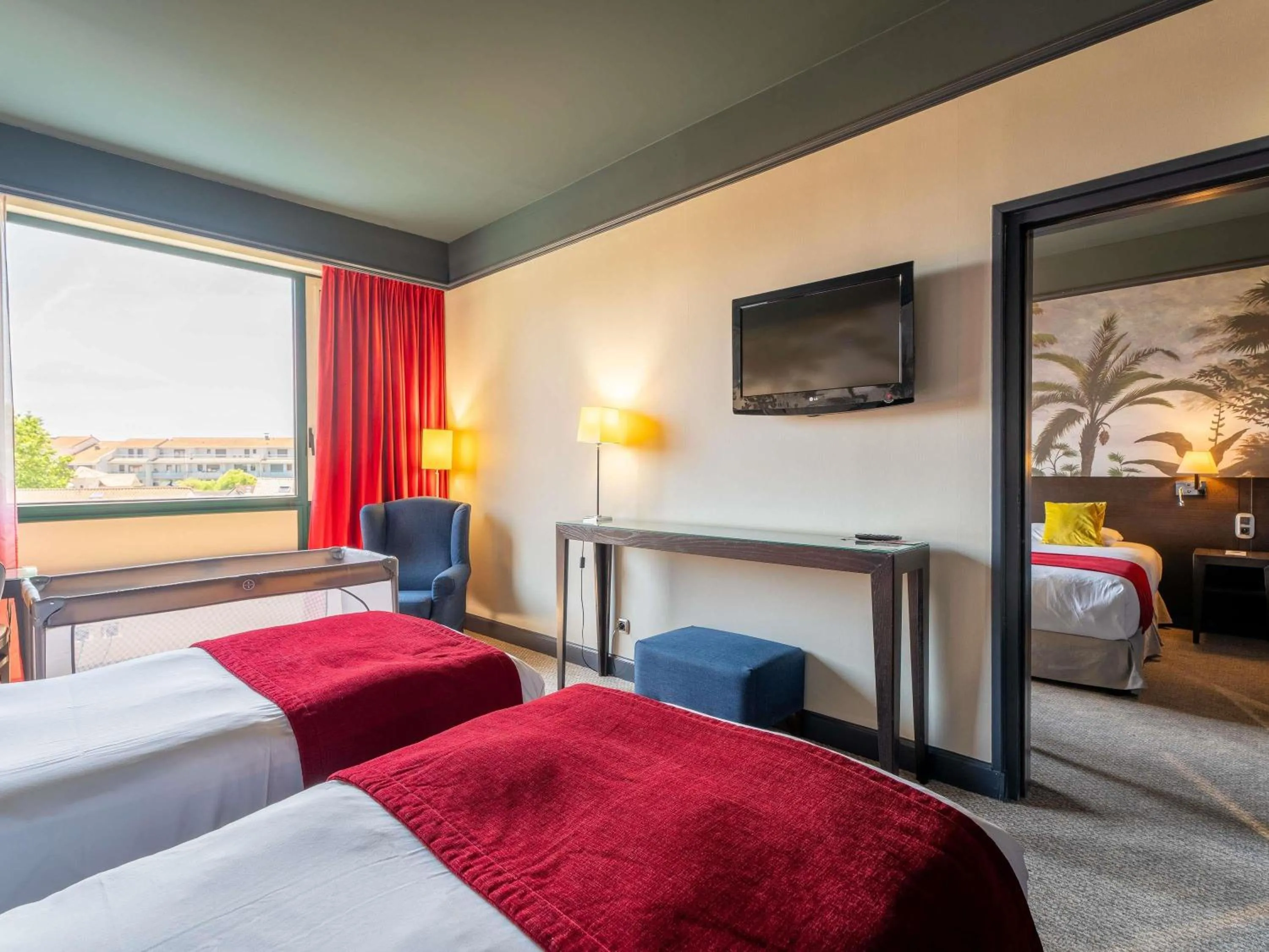 Bedroom, Bed in Mercure Bordeaux Chateau Chartrons