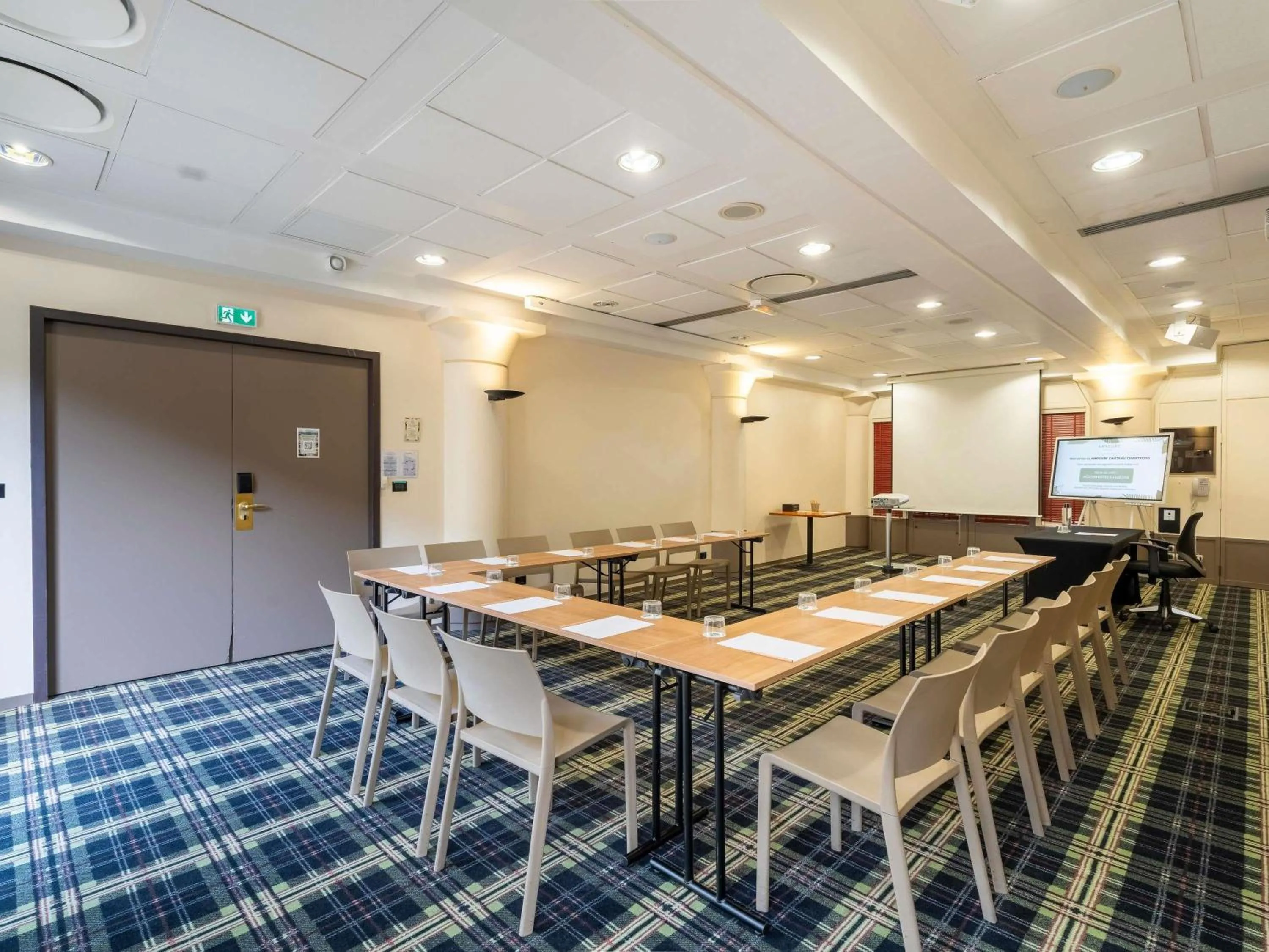 Meeting/conference room in Mercure Bordeaux Chateau Chartrons