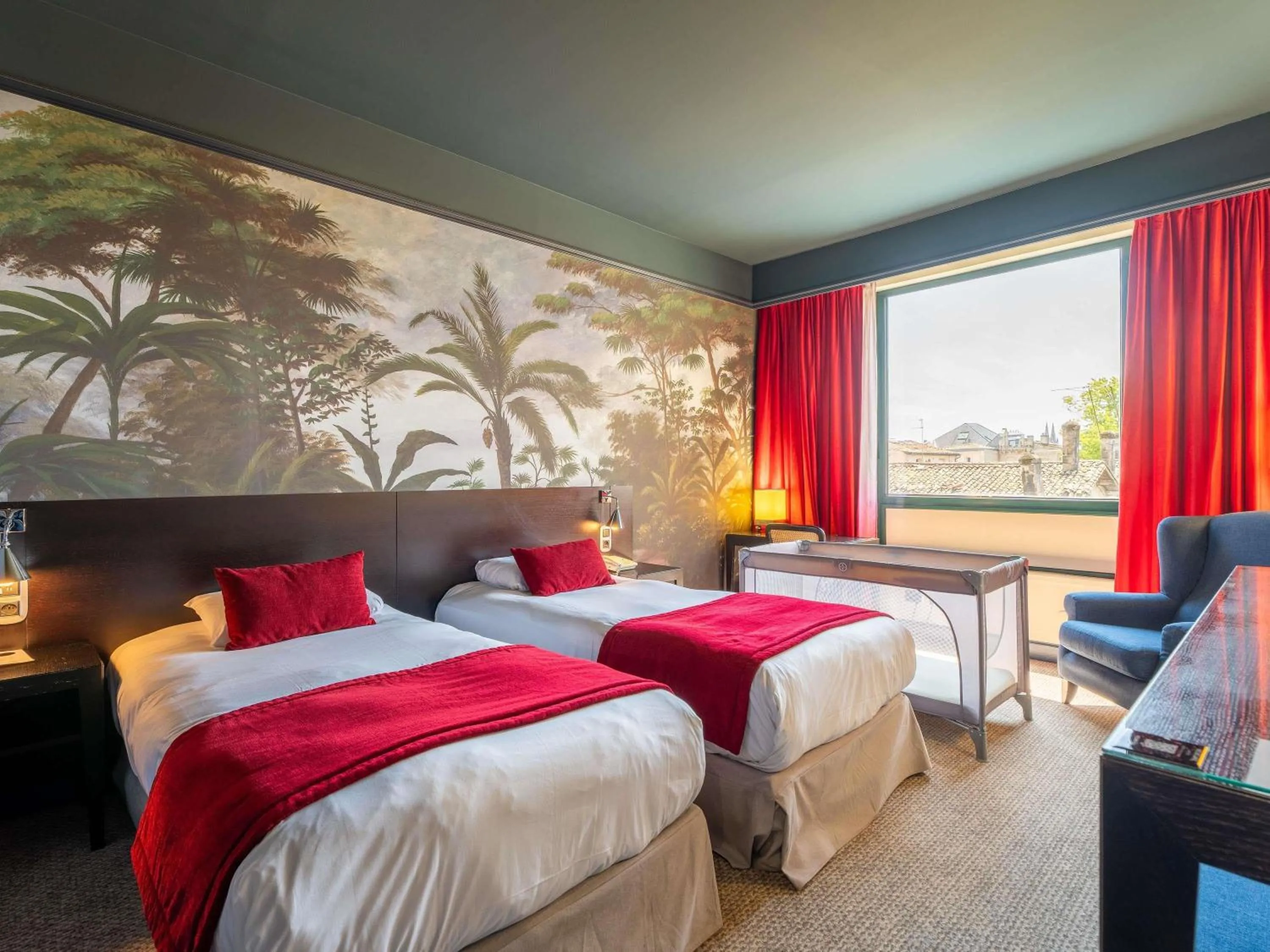 Bedroom, Bed in Mercure Bordeaux Chateau Chartrons