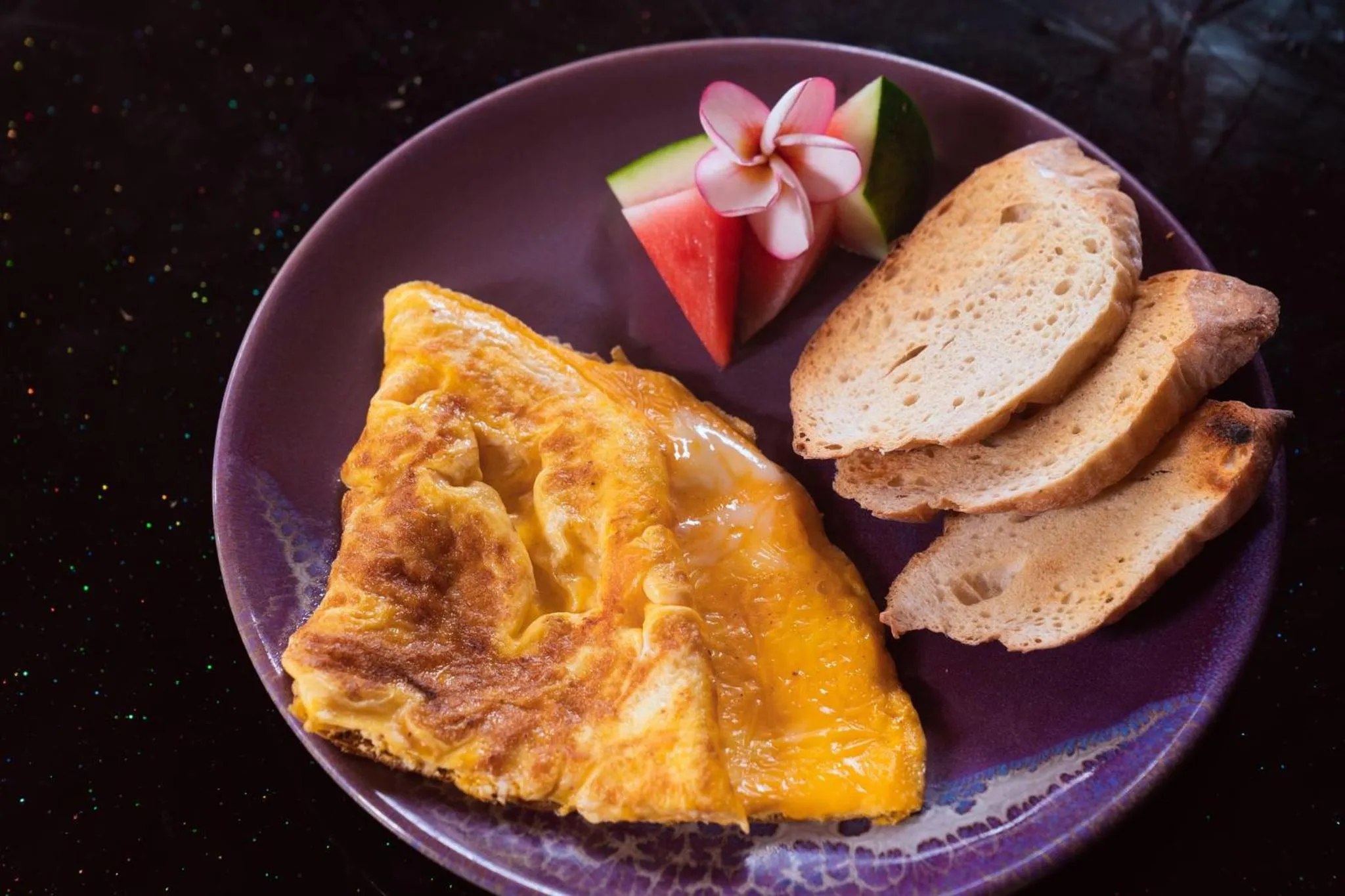 Restaurant/places to eat in Leeloo Paradise