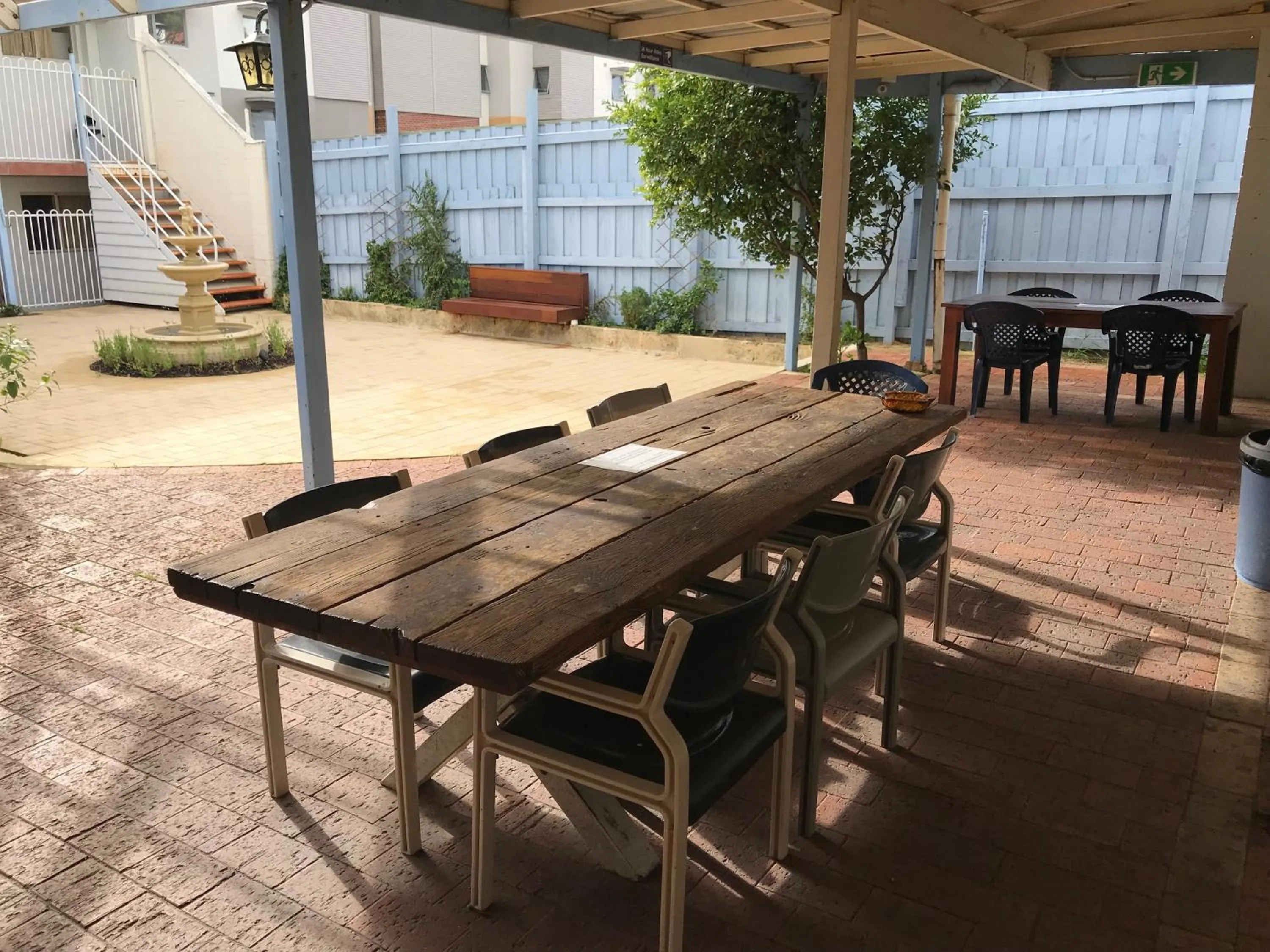 Hay Street Traveller's Inn