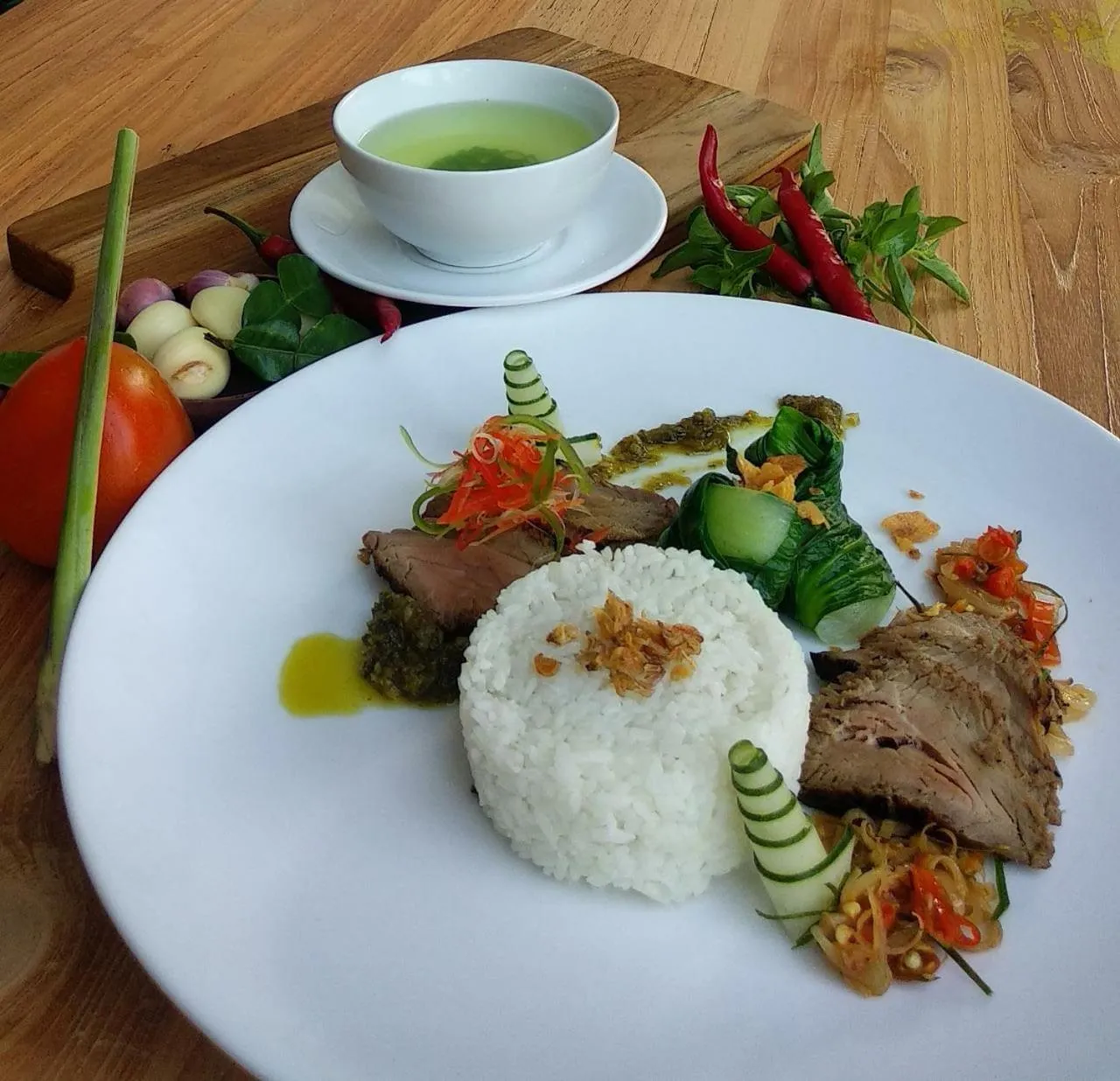 Food and drinks in Pollos Hotel & Gallery