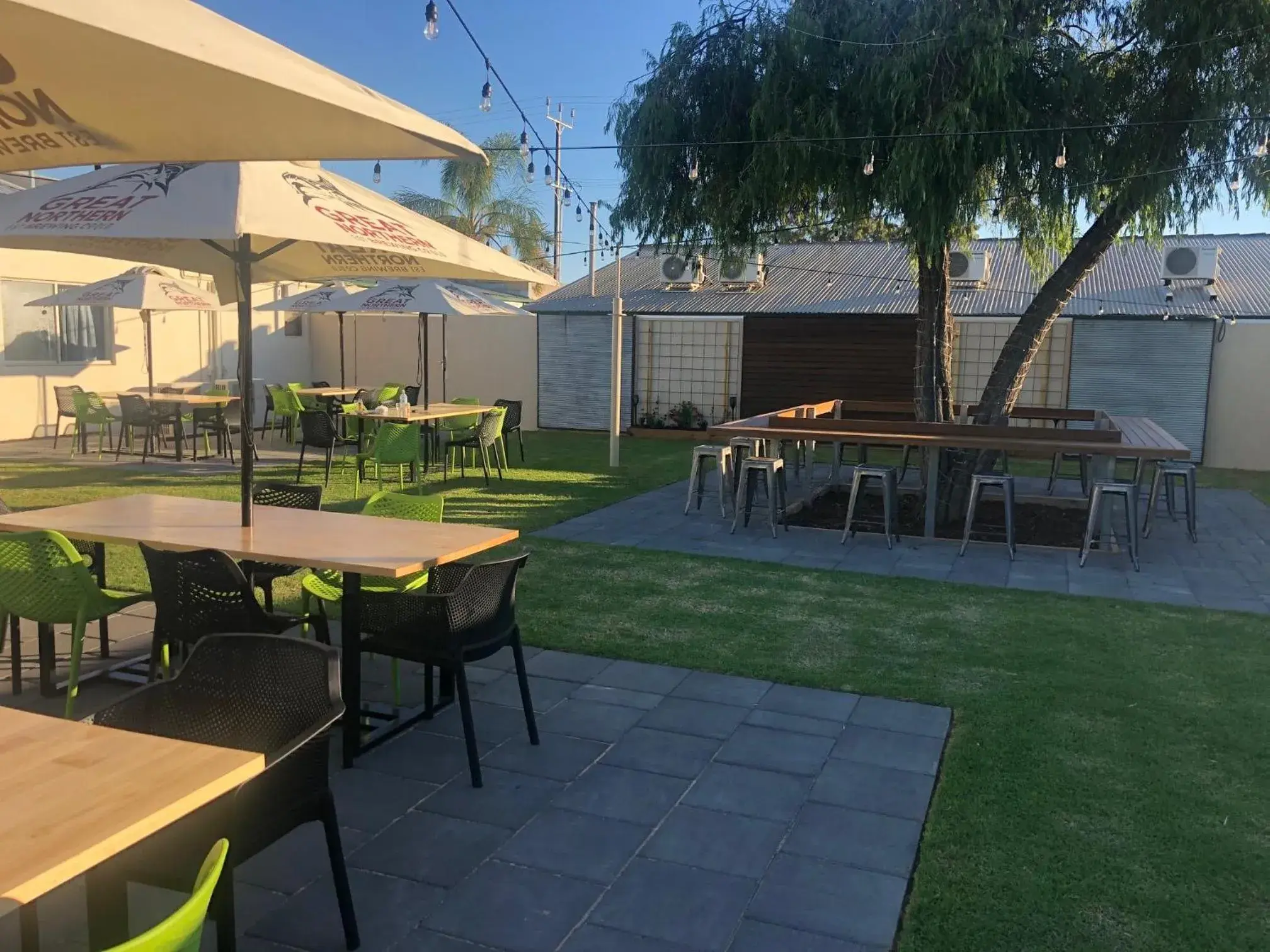 Standard Triple Room in The Anglers Inn Standard Triple Room in The Anglers Inn