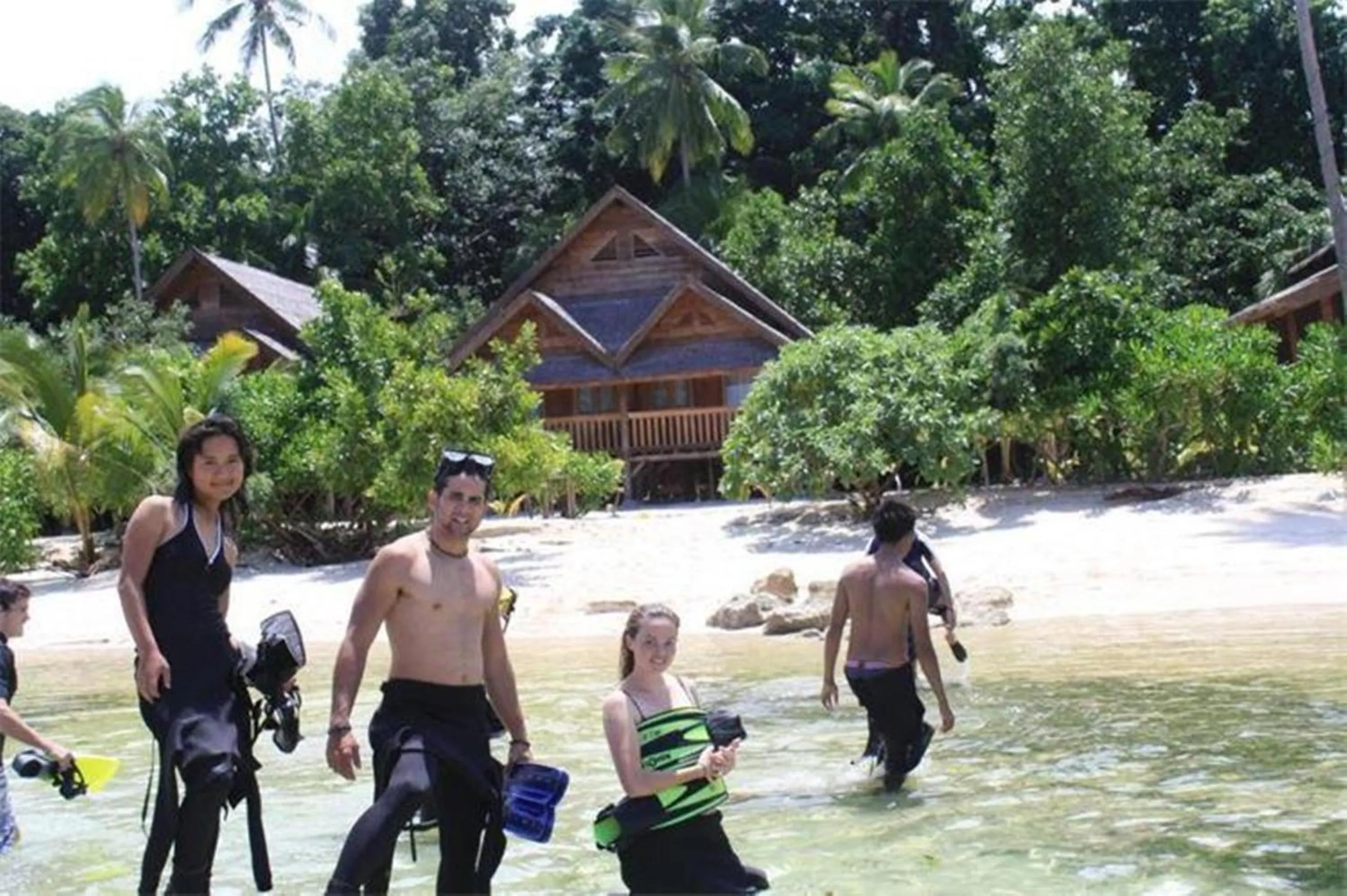 Diving in Wakatobi Patuno Diving and Beach Resort by SAHID