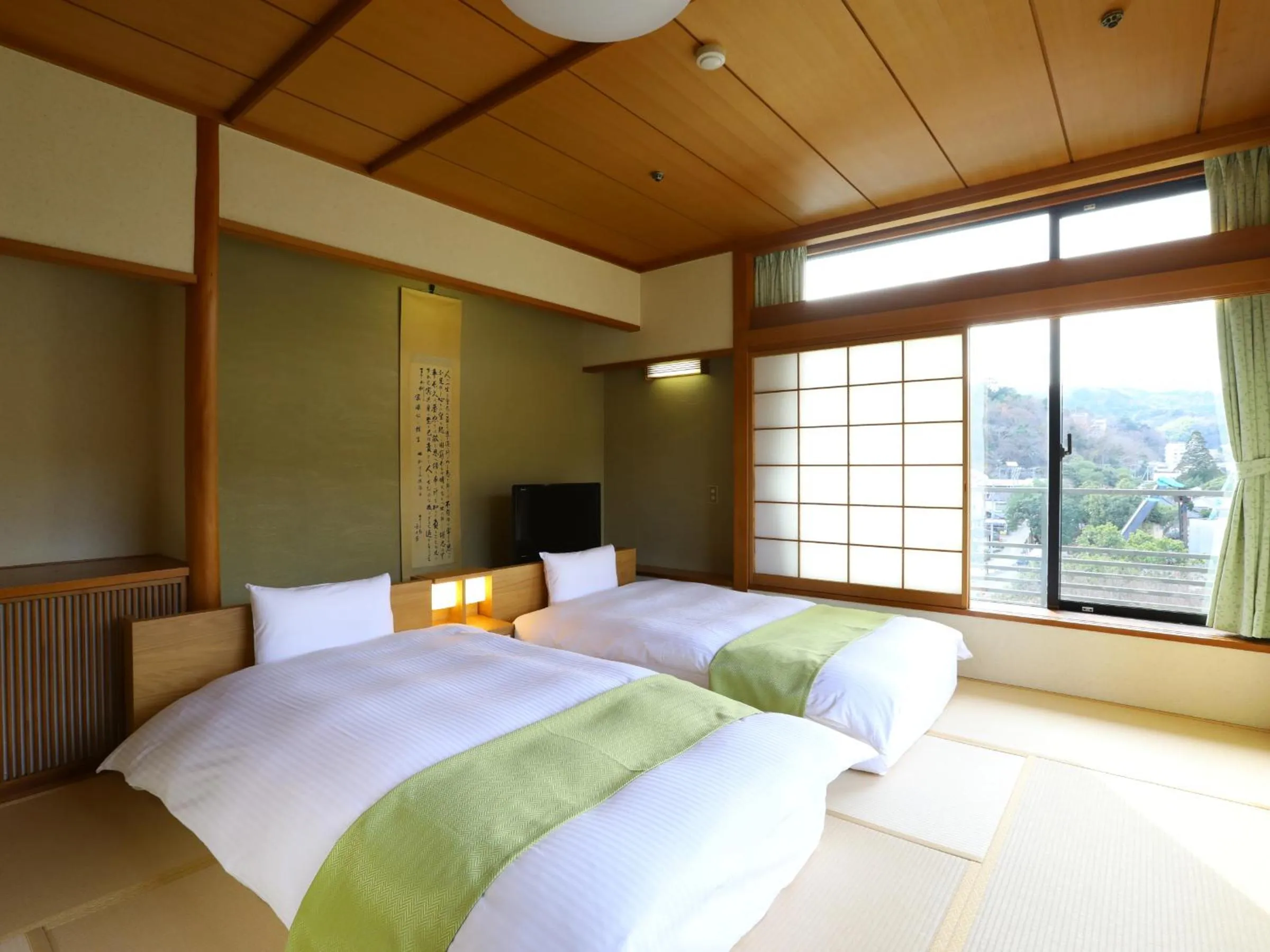 Photo of the whole room, Bed in Shuzenji Onsen Katsuragawa