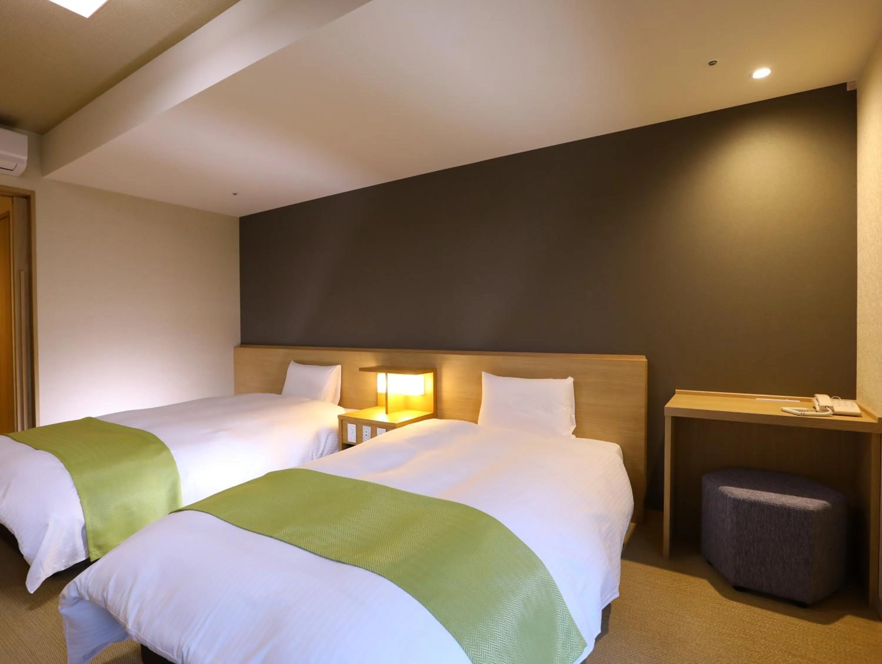 Photo of the whole room, Bed in Shuzenji Onsen Katsuragawa