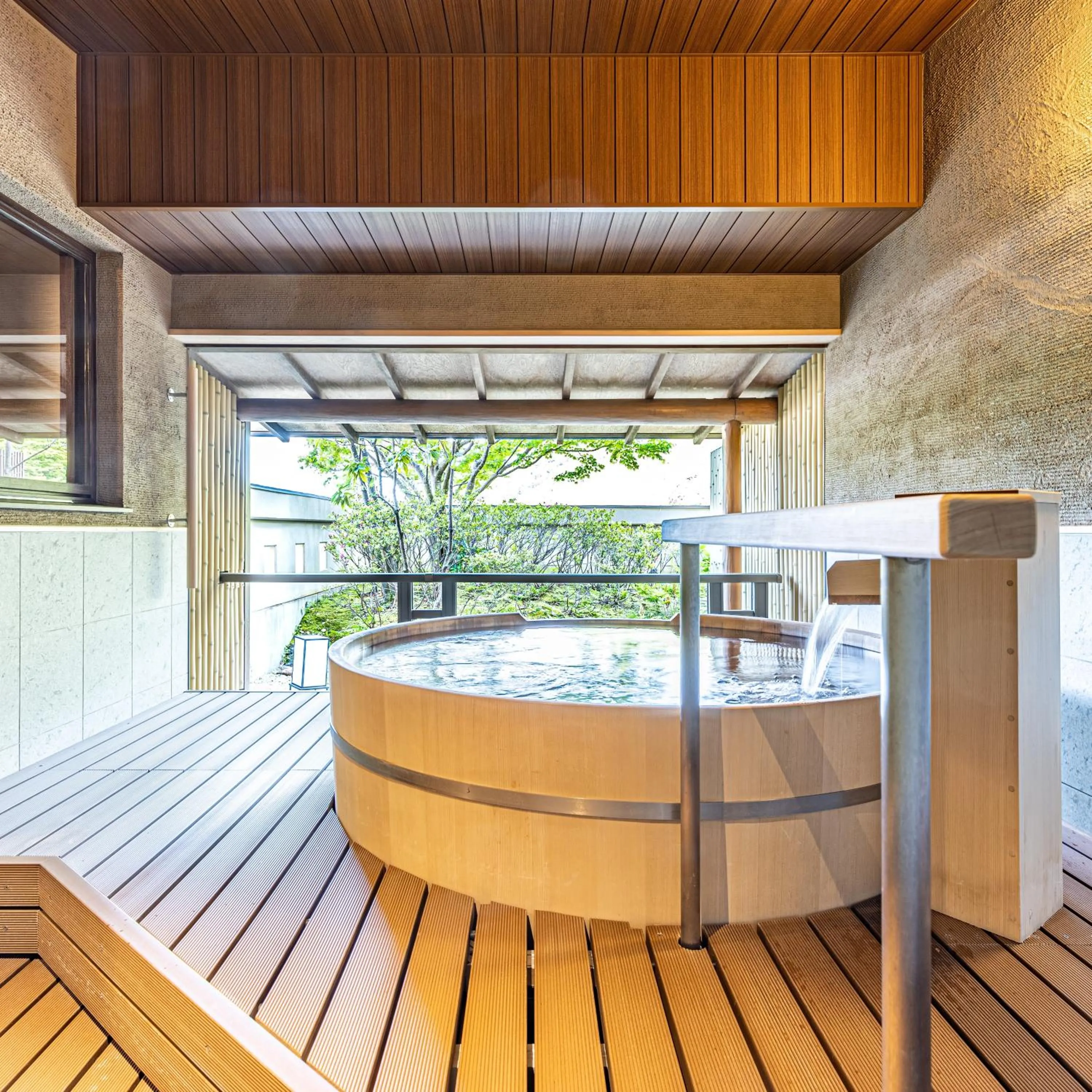 Hot Spring Bath in Shuzenji Onsen Katsuragawa