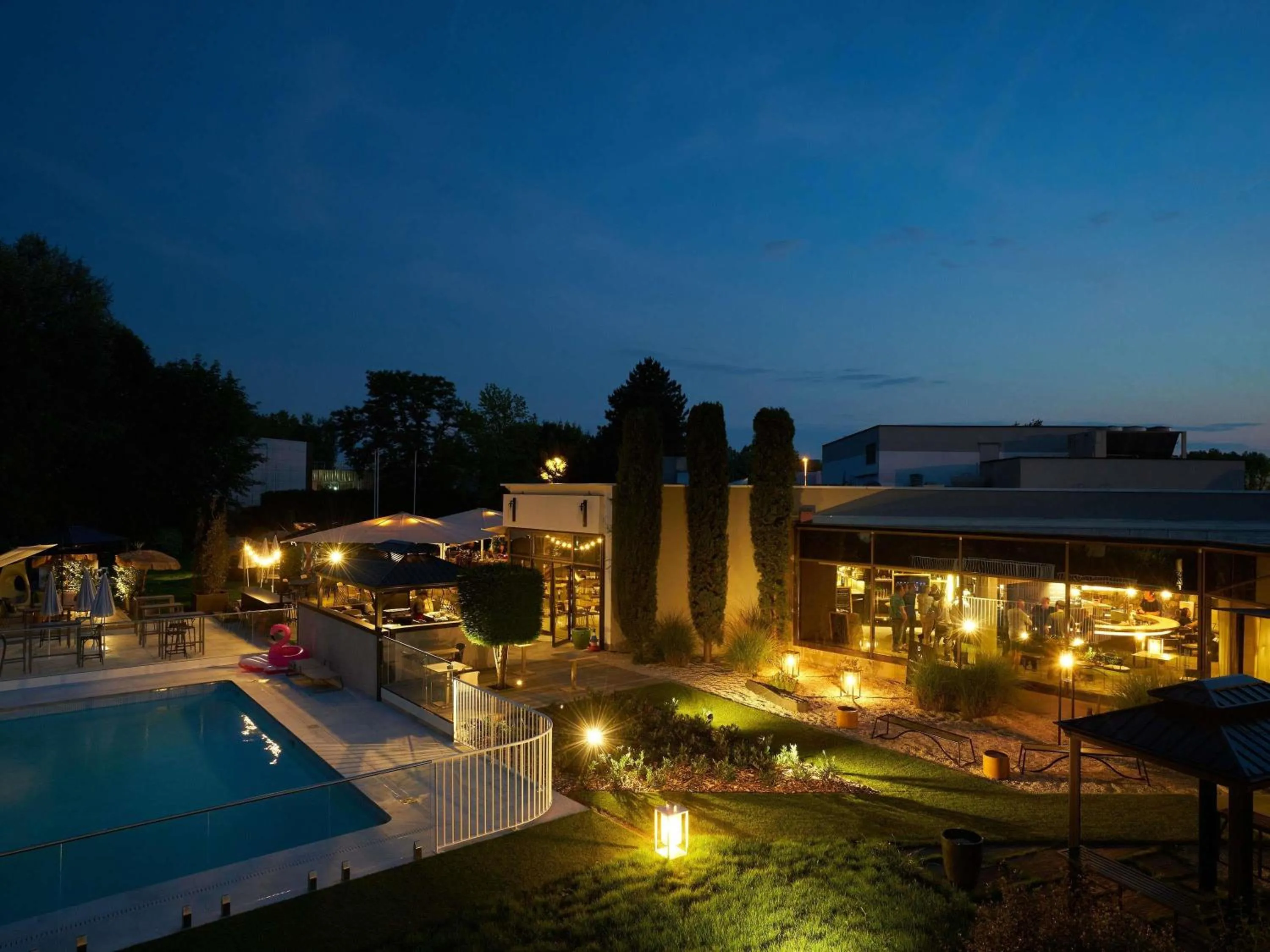 Pool view in Novotel Marne La Vallée Collégien