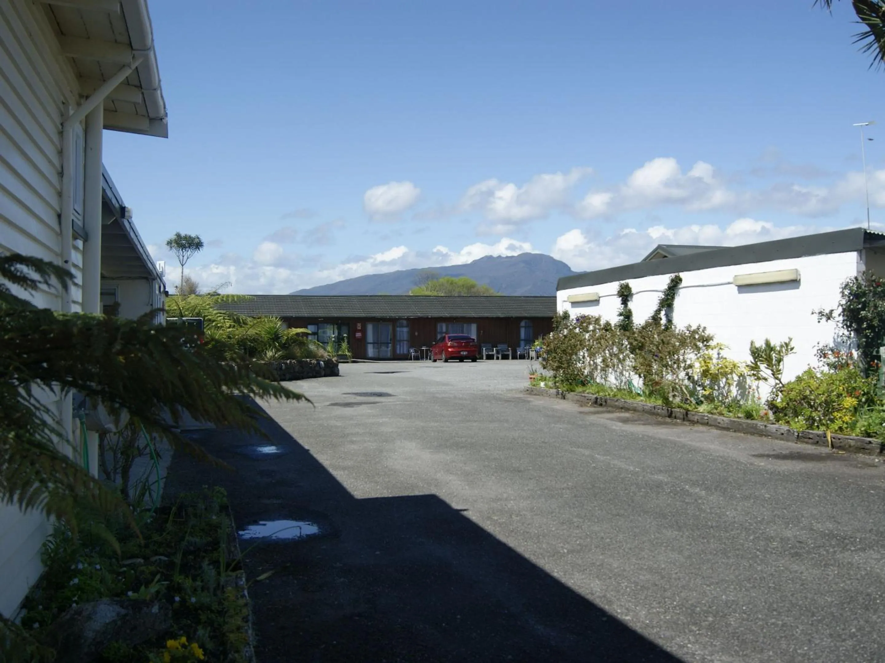 Property building in Buller Bridge Motel