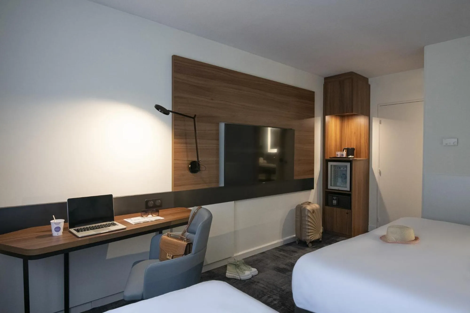 Bedroom, Bed in Novotel Antibes Sophia Antipolis
