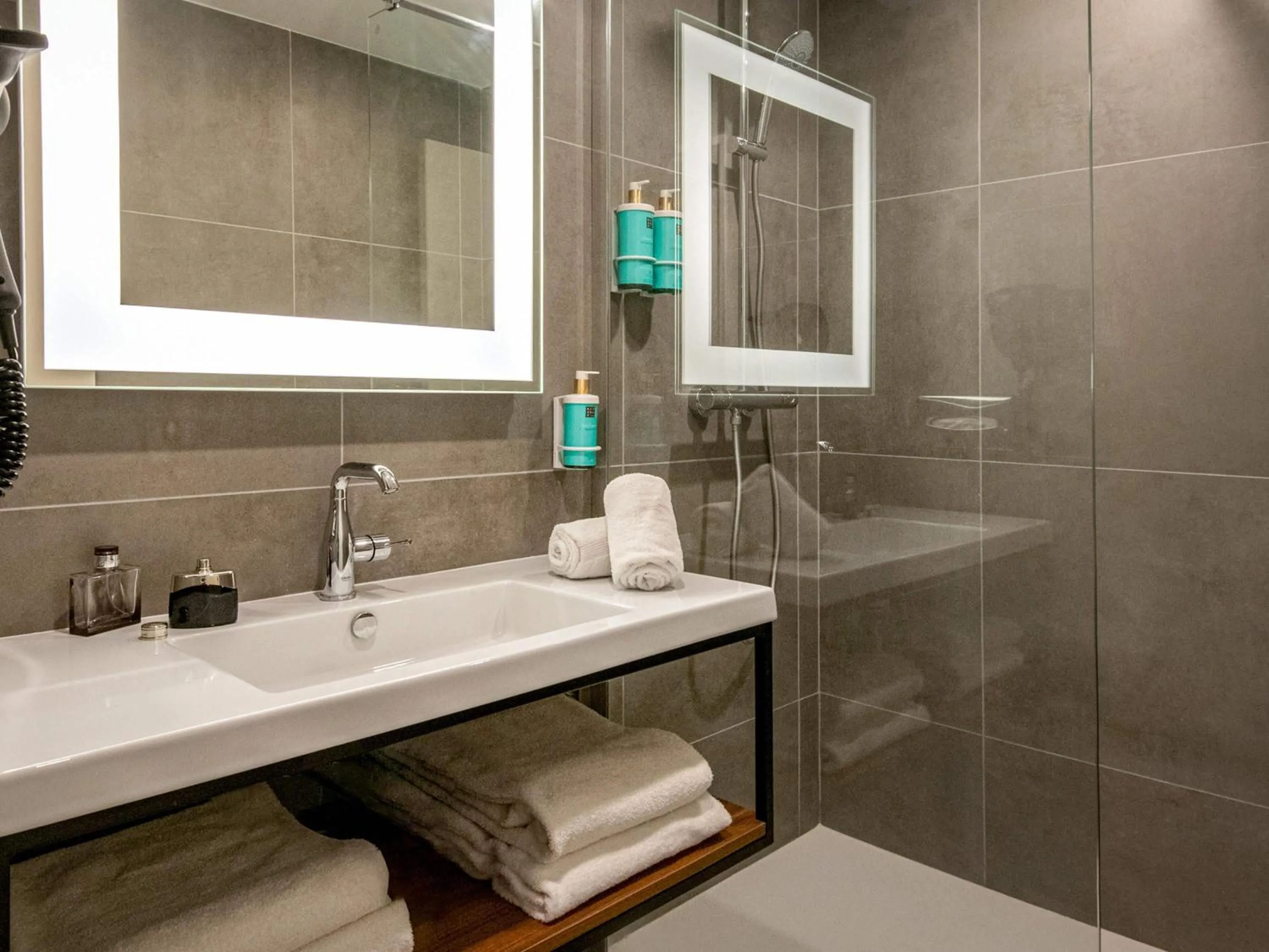 Bedroom in Novotel Antibes Sophia Antipolis